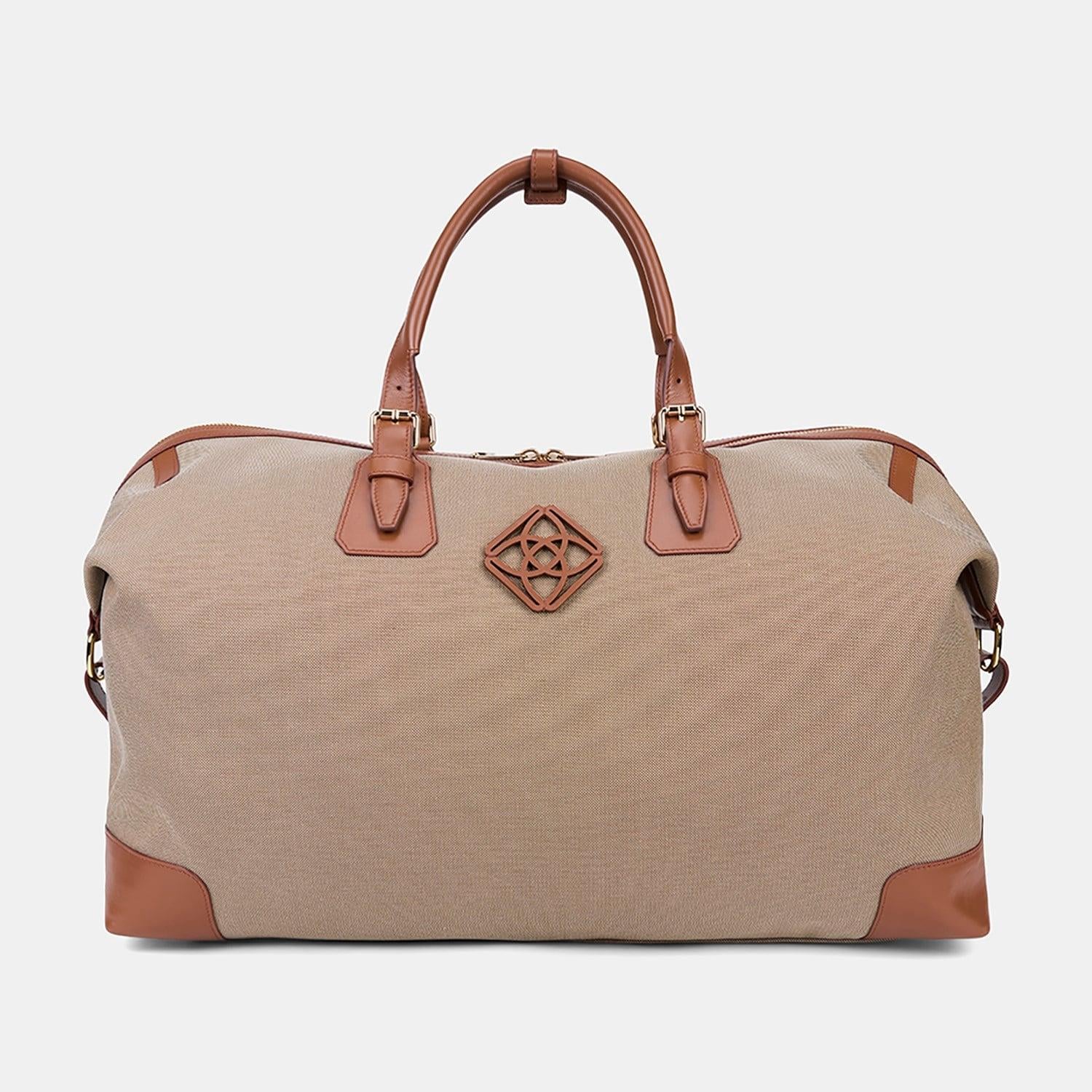 Bej Monogram Logolu Omuz Askılı Seyahat Çantası