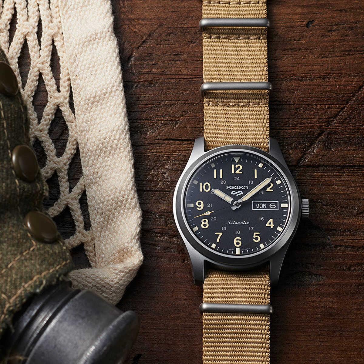 Seiko 5 SRPG35K Erkek Kol Saati