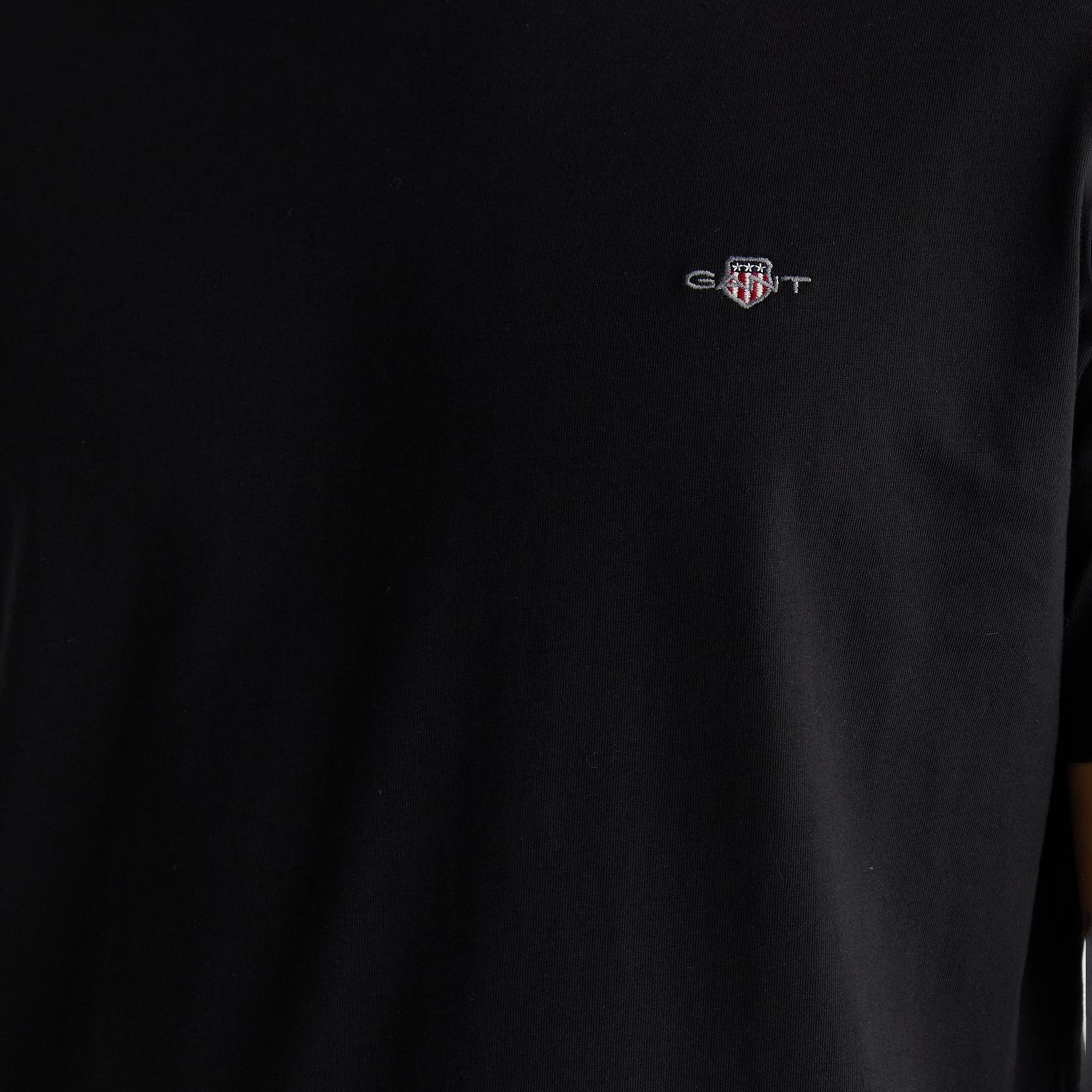 GANT Erkek Siyah Bisiklet Yaka Regular Fit Logolu T-Shirt