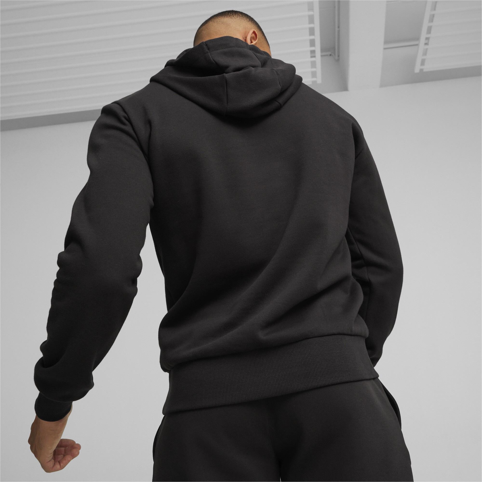 Puma Posterize 2.0 Erkek Siyah Günlük Sweatshirt