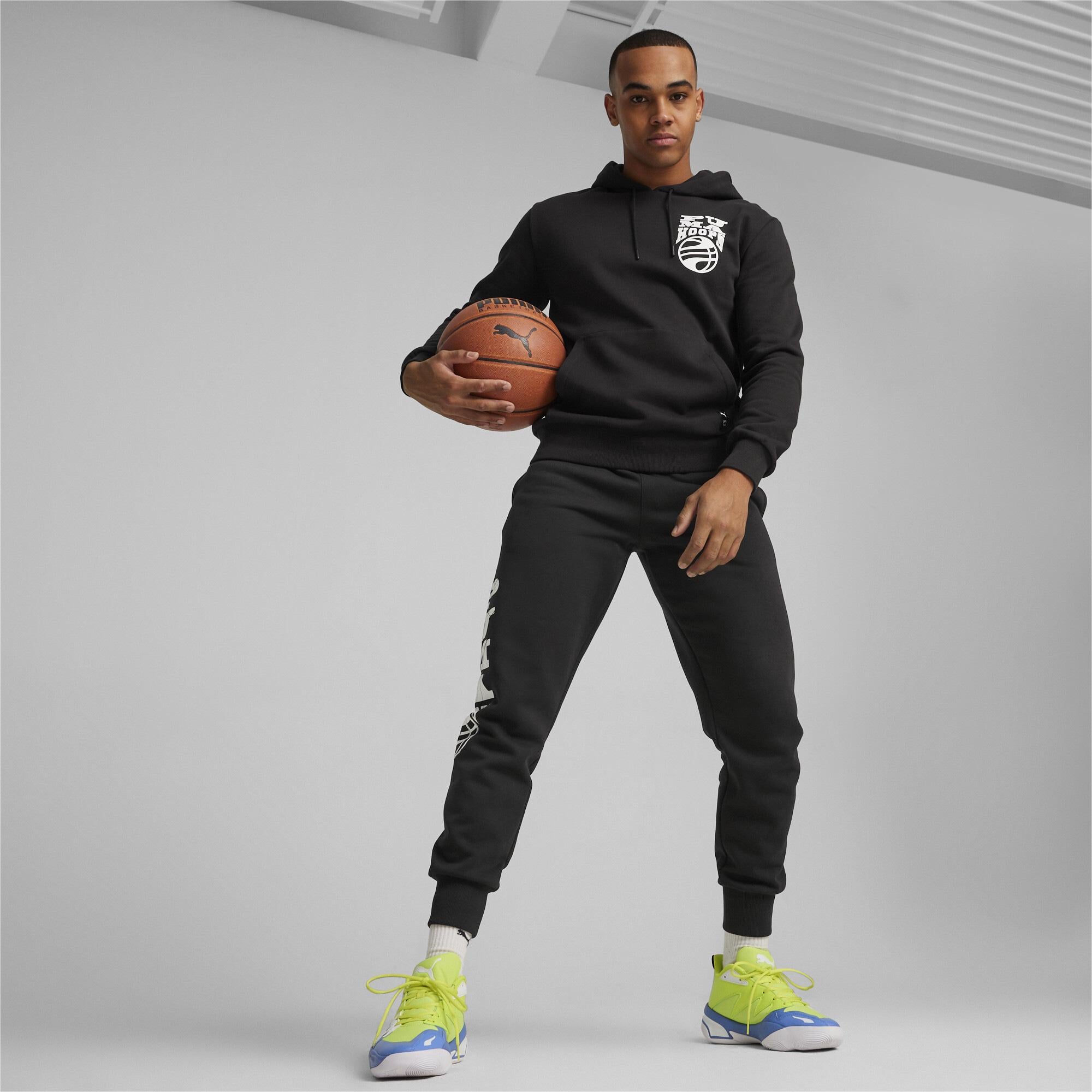 Puma Posterize 2.0 Erkek Siyah Günlük Sweatshirt