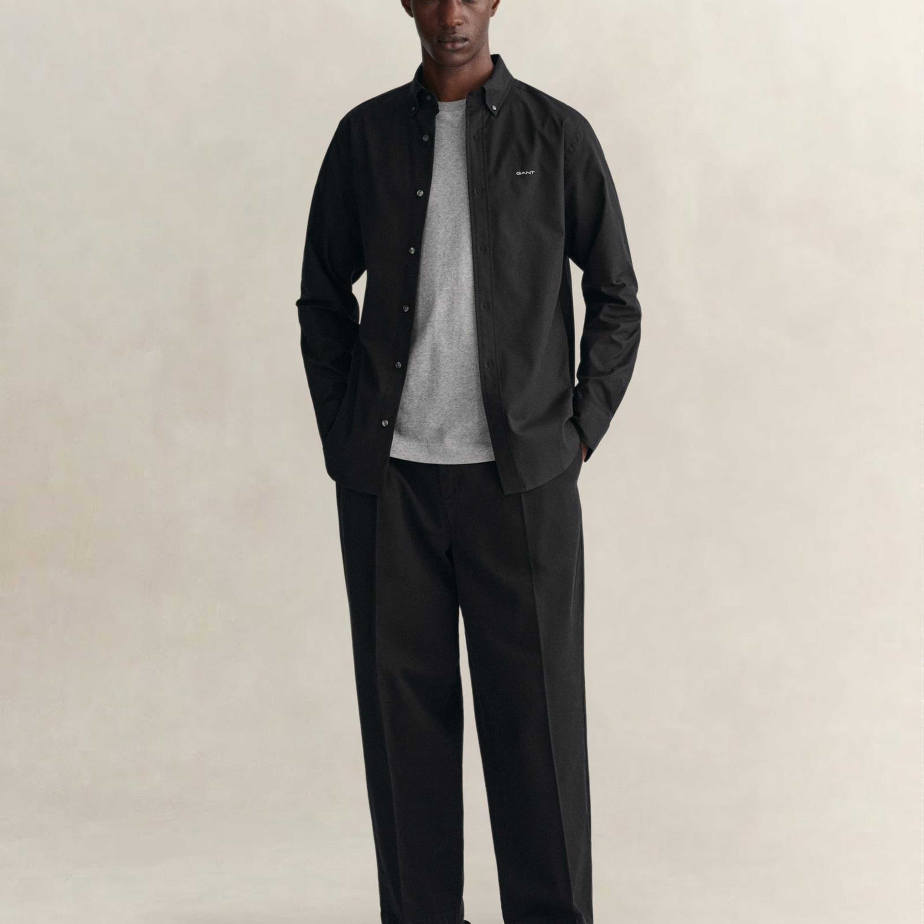 GANT Erkek Siyah Regular Fit Düğmeli Yaka Oxford Gömlek