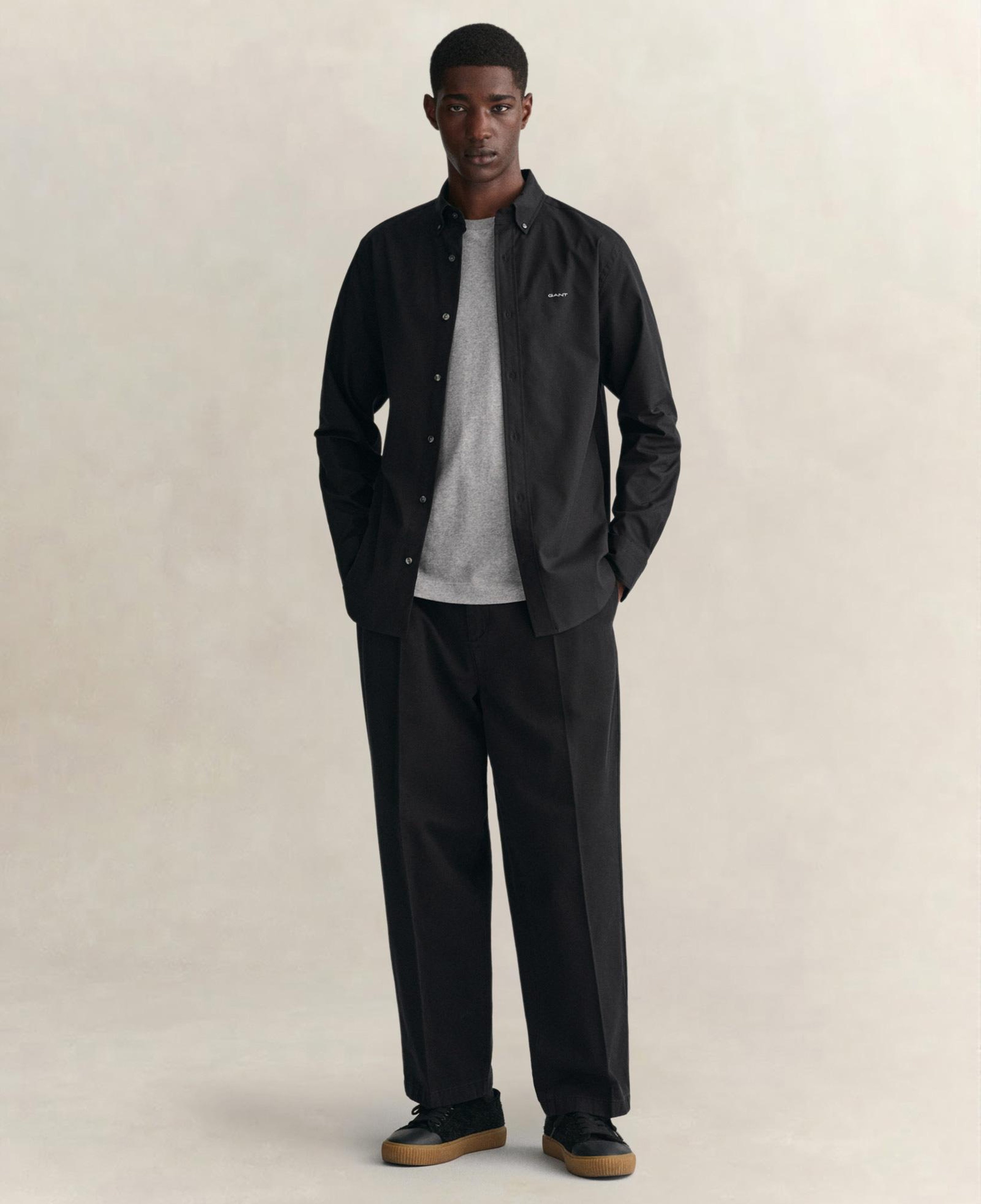 GANT Erkek Siyah Regular Fit Düğmeli Yaka Oxford Gömlek