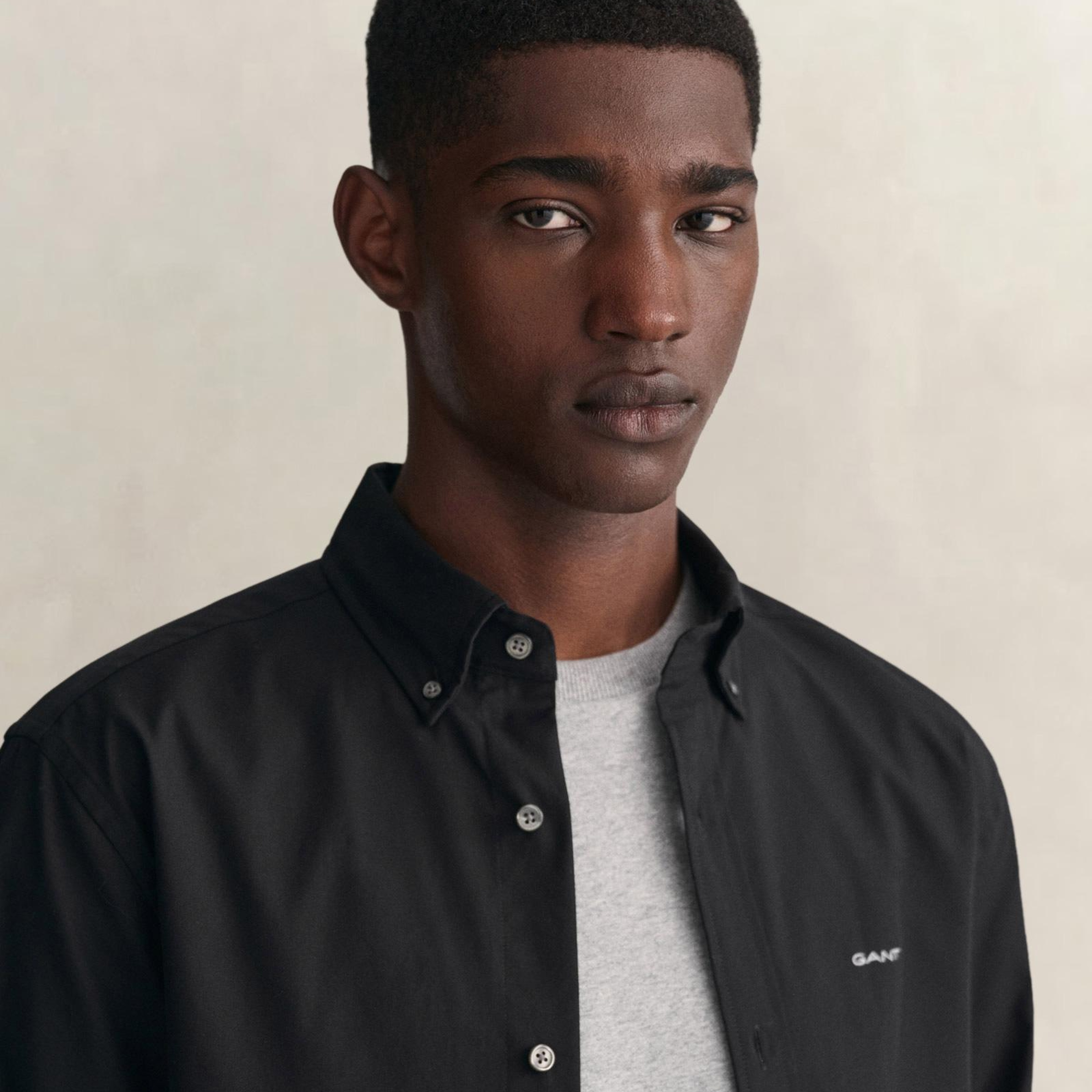 GANT Erkek Siyah Regular Fit Düğmeli Yaka Oxford Gömlek