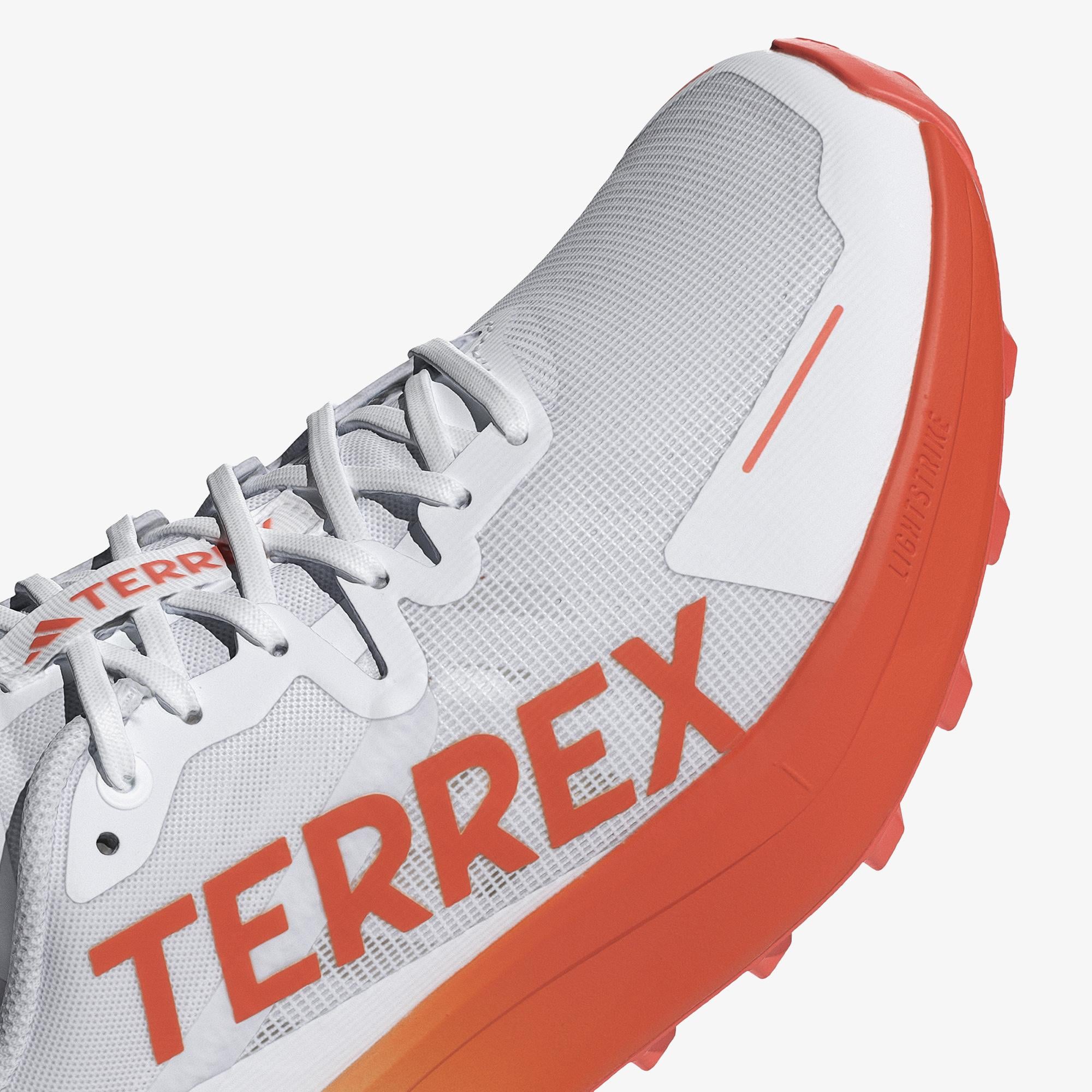 adidas Terrex Agravic 3 Arazi Erkek Beyaz Koşu Ayakkabısı