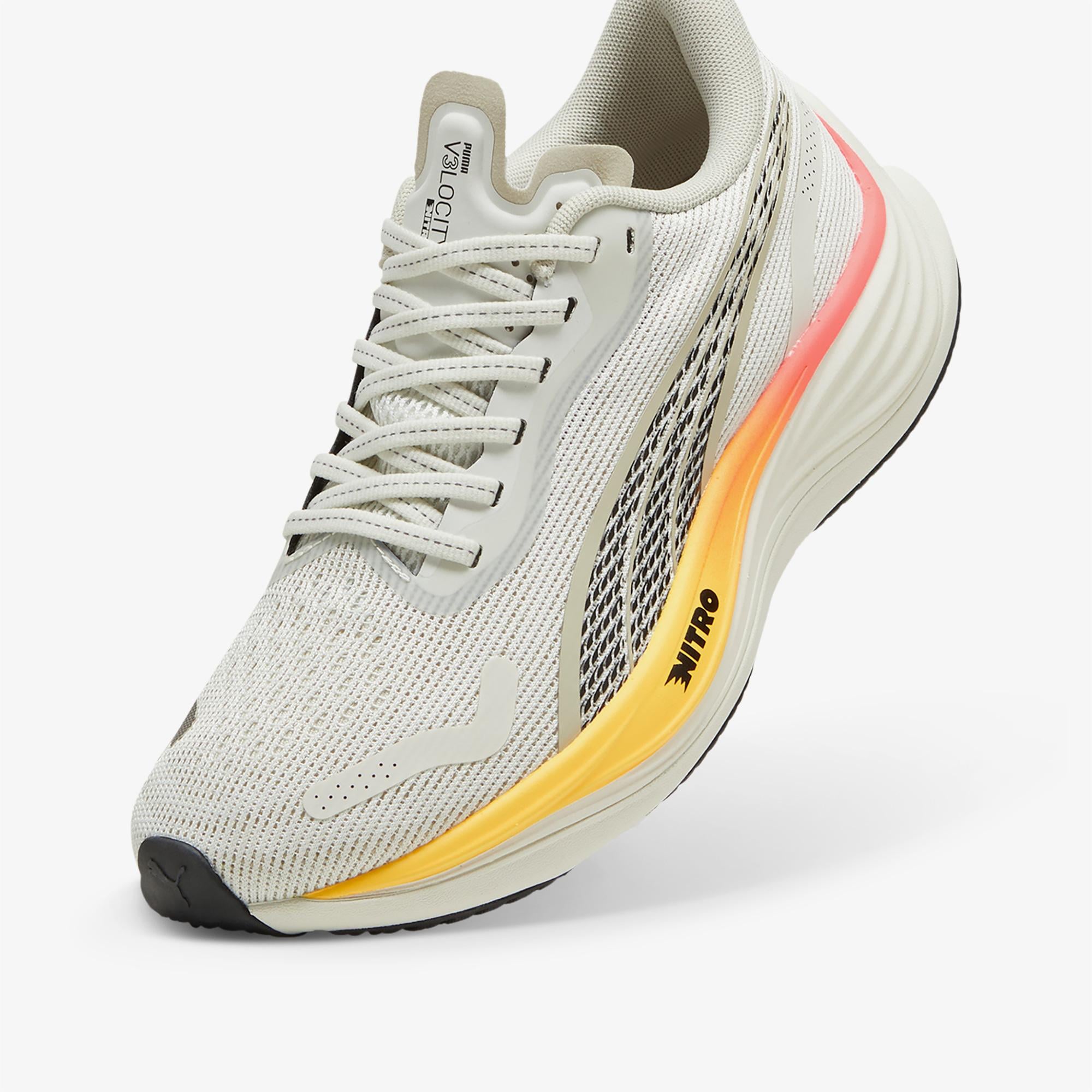 Puma Velocity Nitro 3 Kadın Beyaz Koşu Ayakkabısı