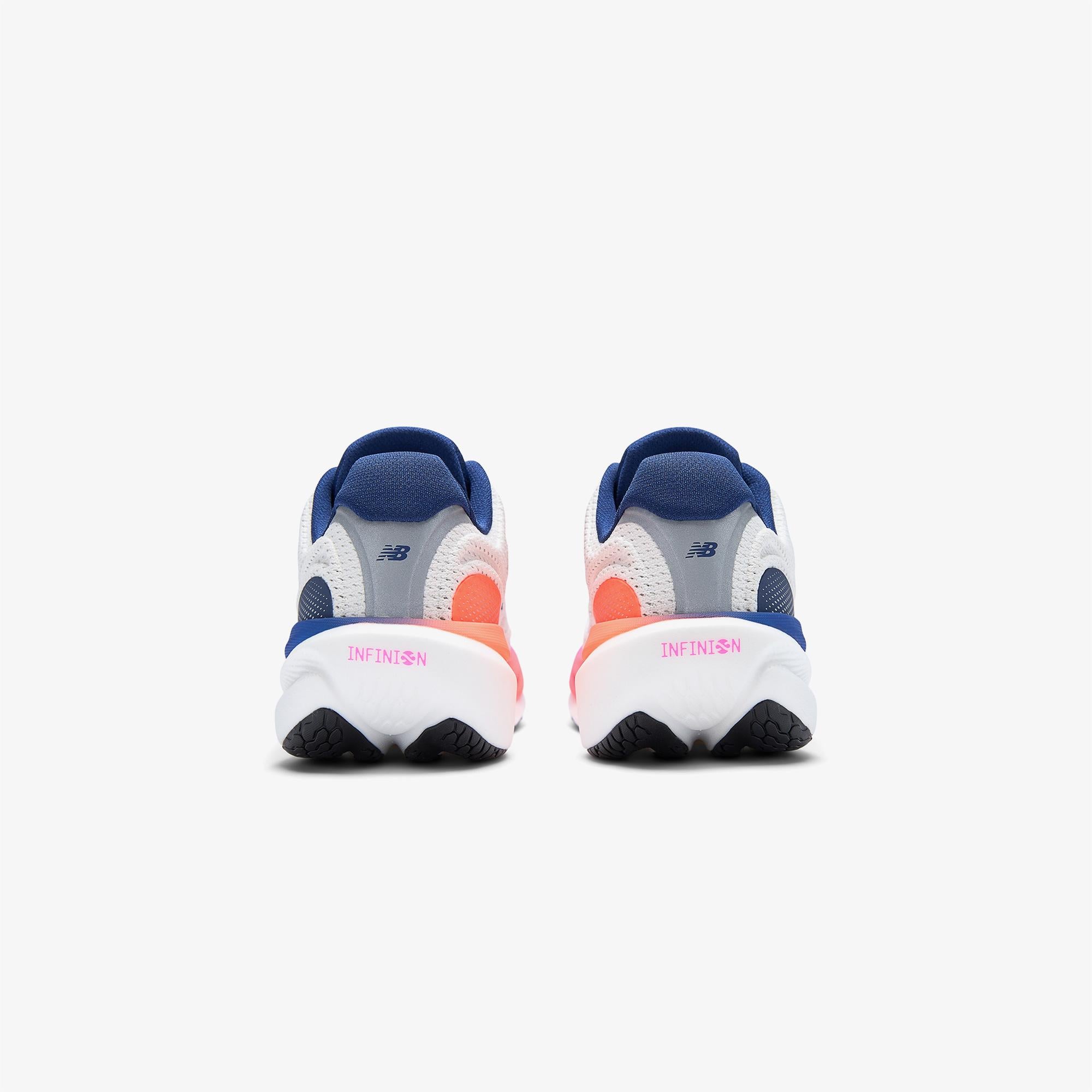 New Balance 1080 Kadın Beyaz Koşu Ayakkabısı