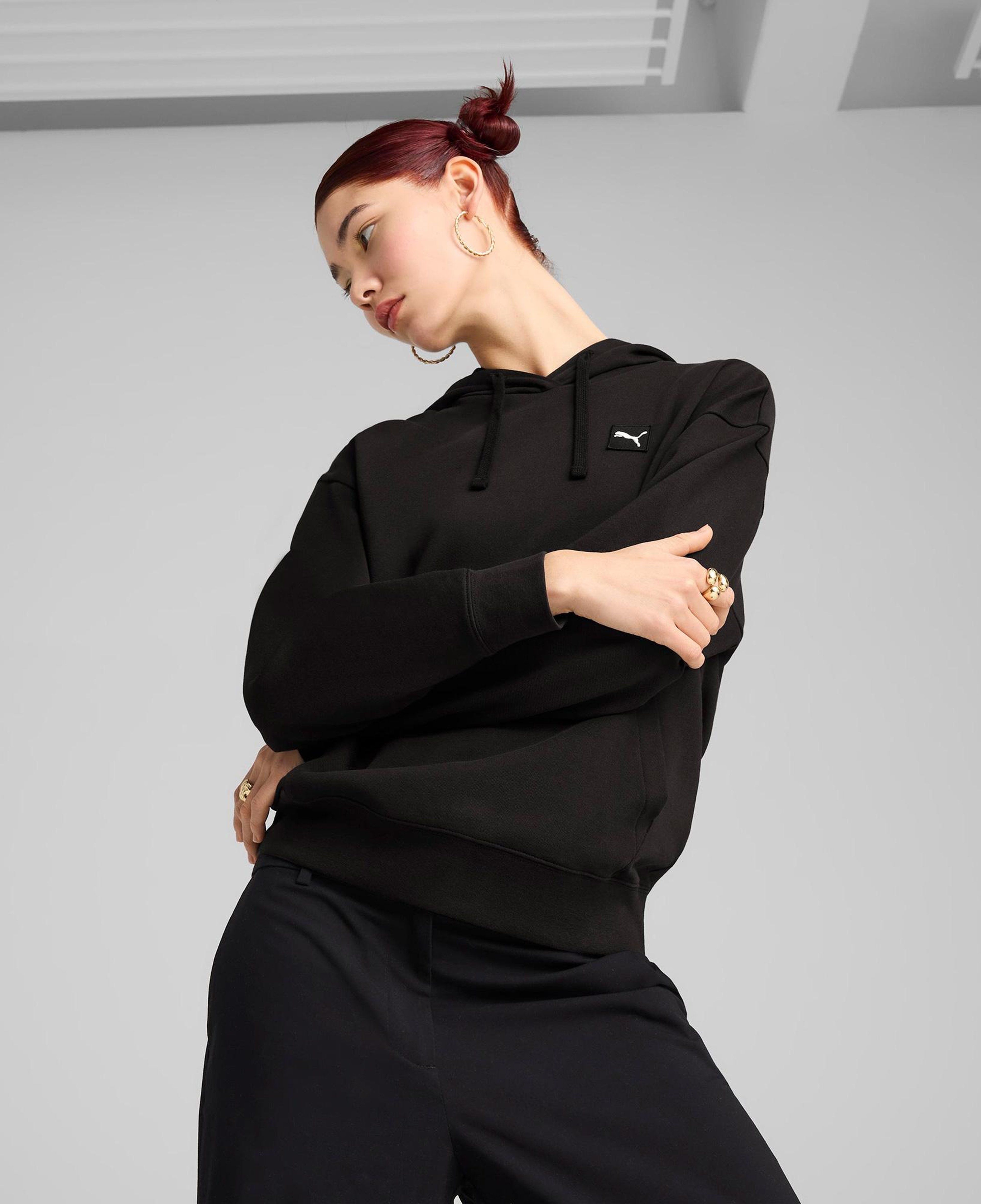 Puma Ess Elevated Comfort tr Kadın Siyah Sweatshirt