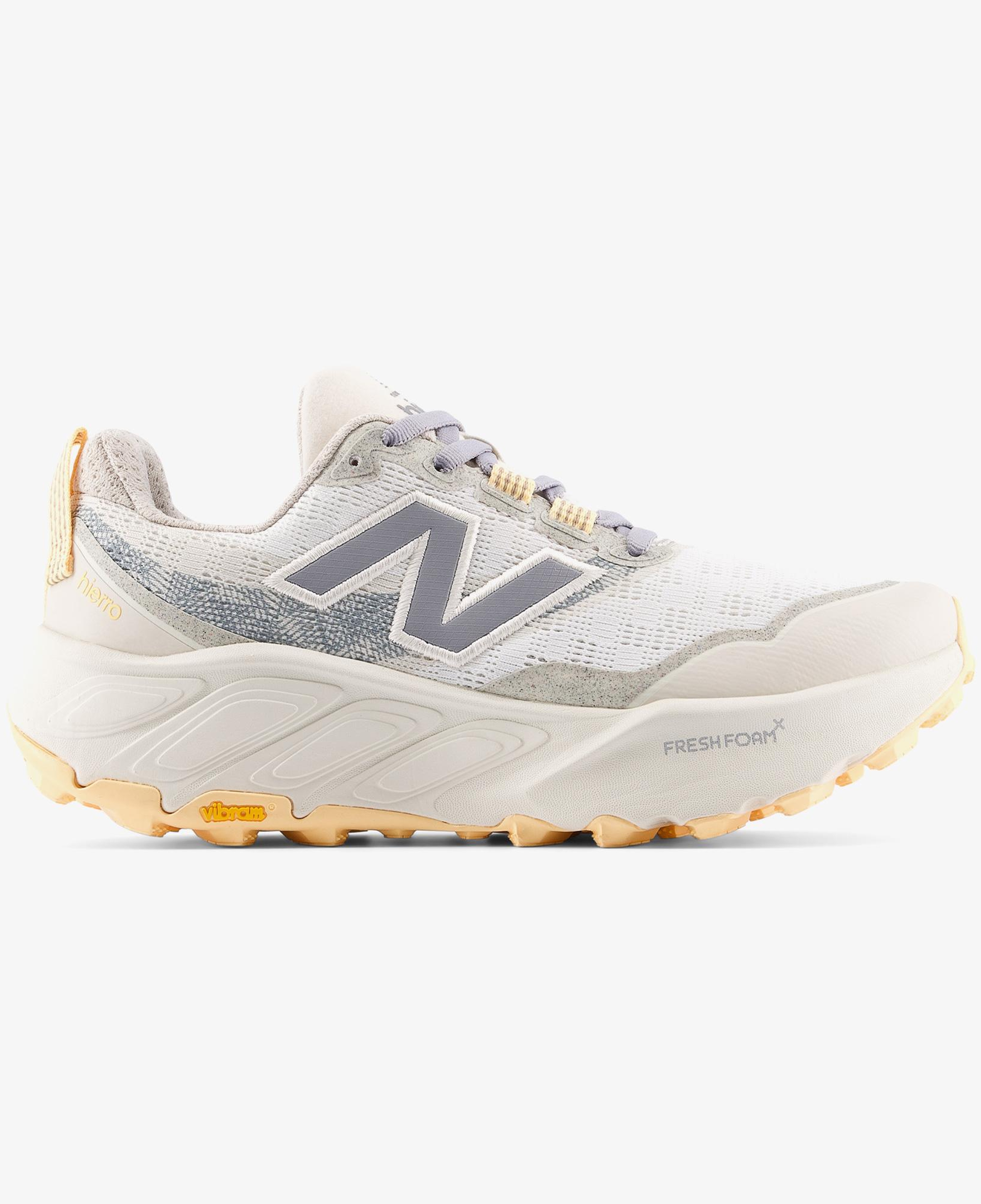 New Balance HIERRO Kadın Beyaz Koşu Ayakkabısı