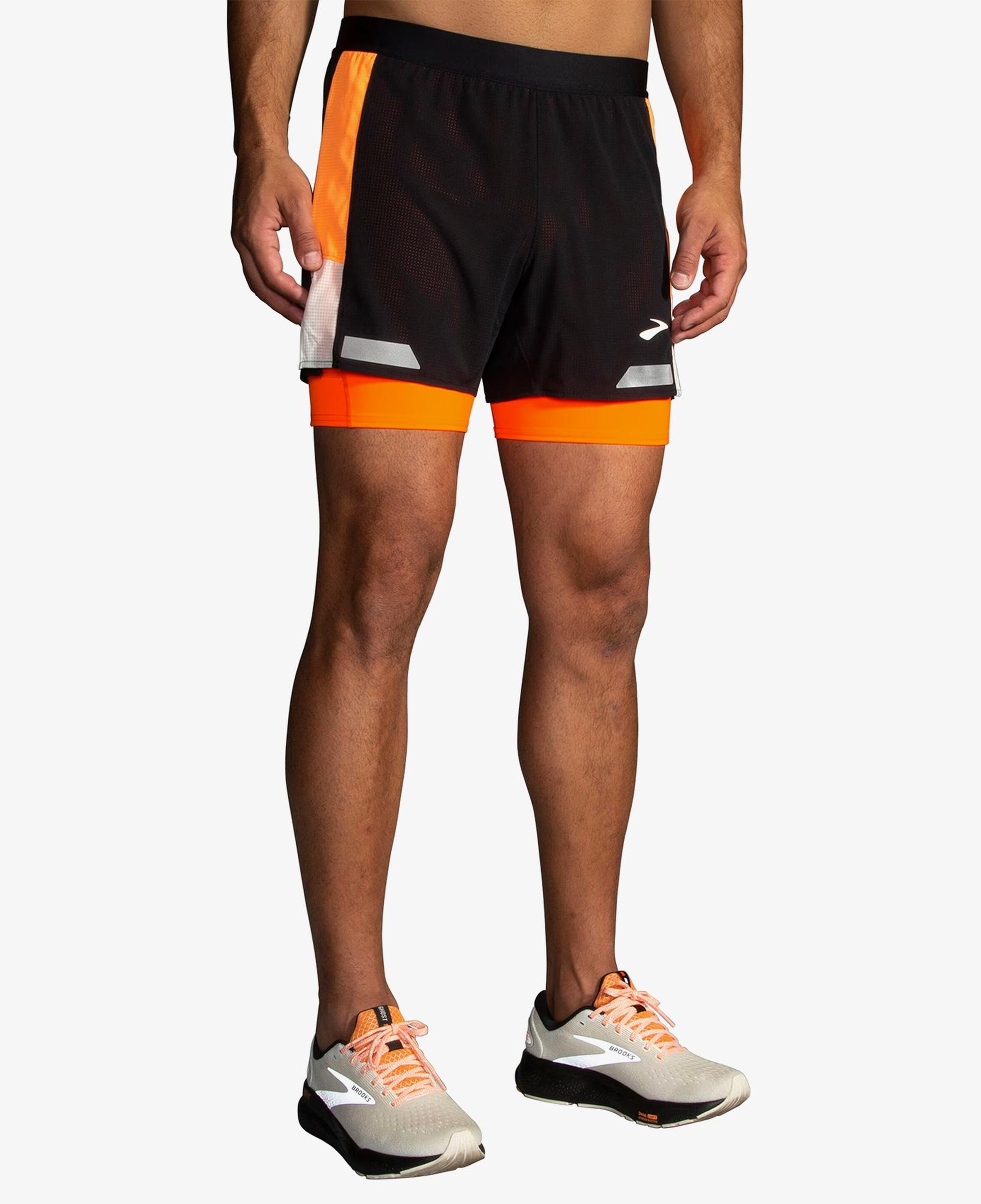 Brooks Run Visible 5 2in1 2.0 Erkek Siyah Şort