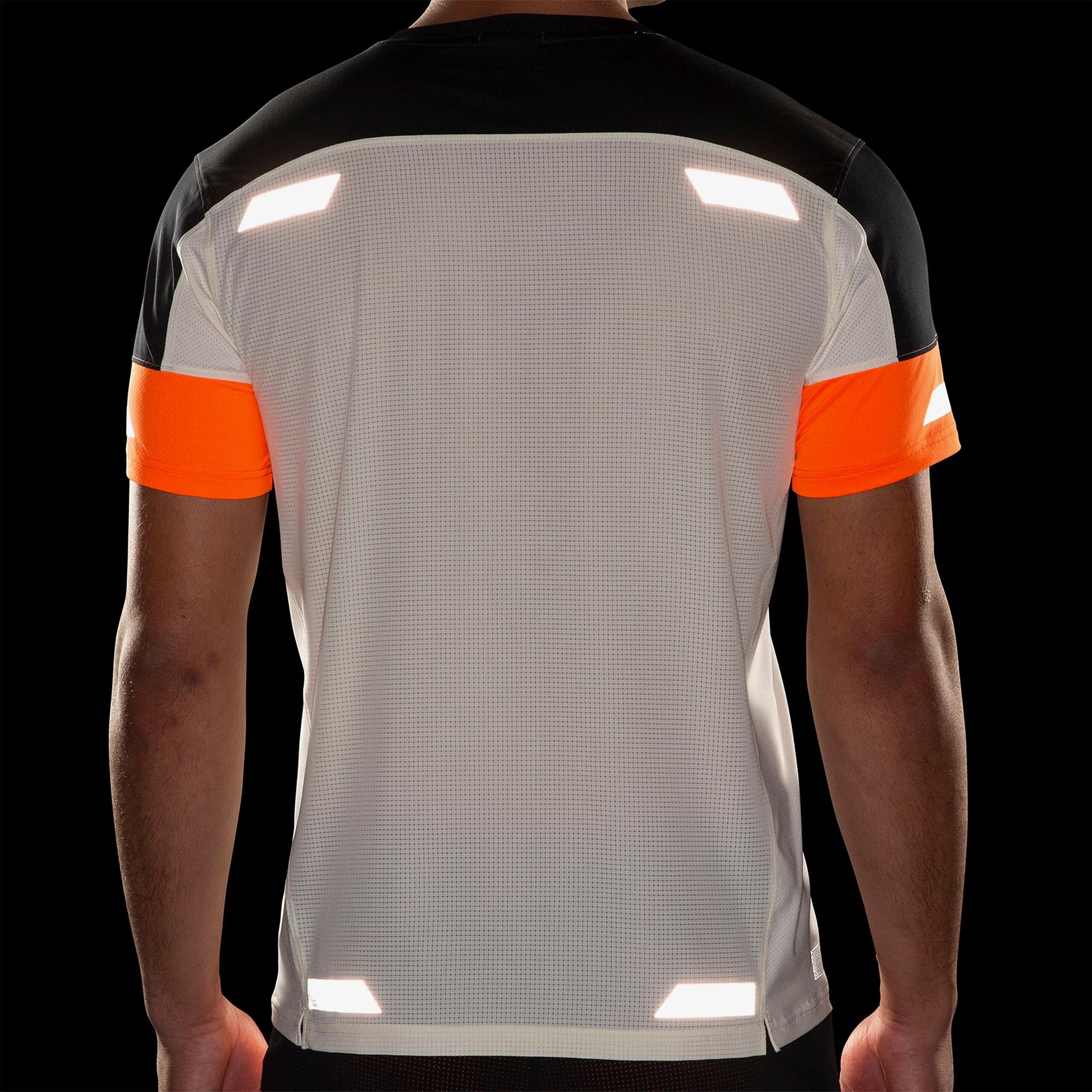 Brooks Run Visible Sleeve 2.0 Erkek Beyaz T-Shirt
