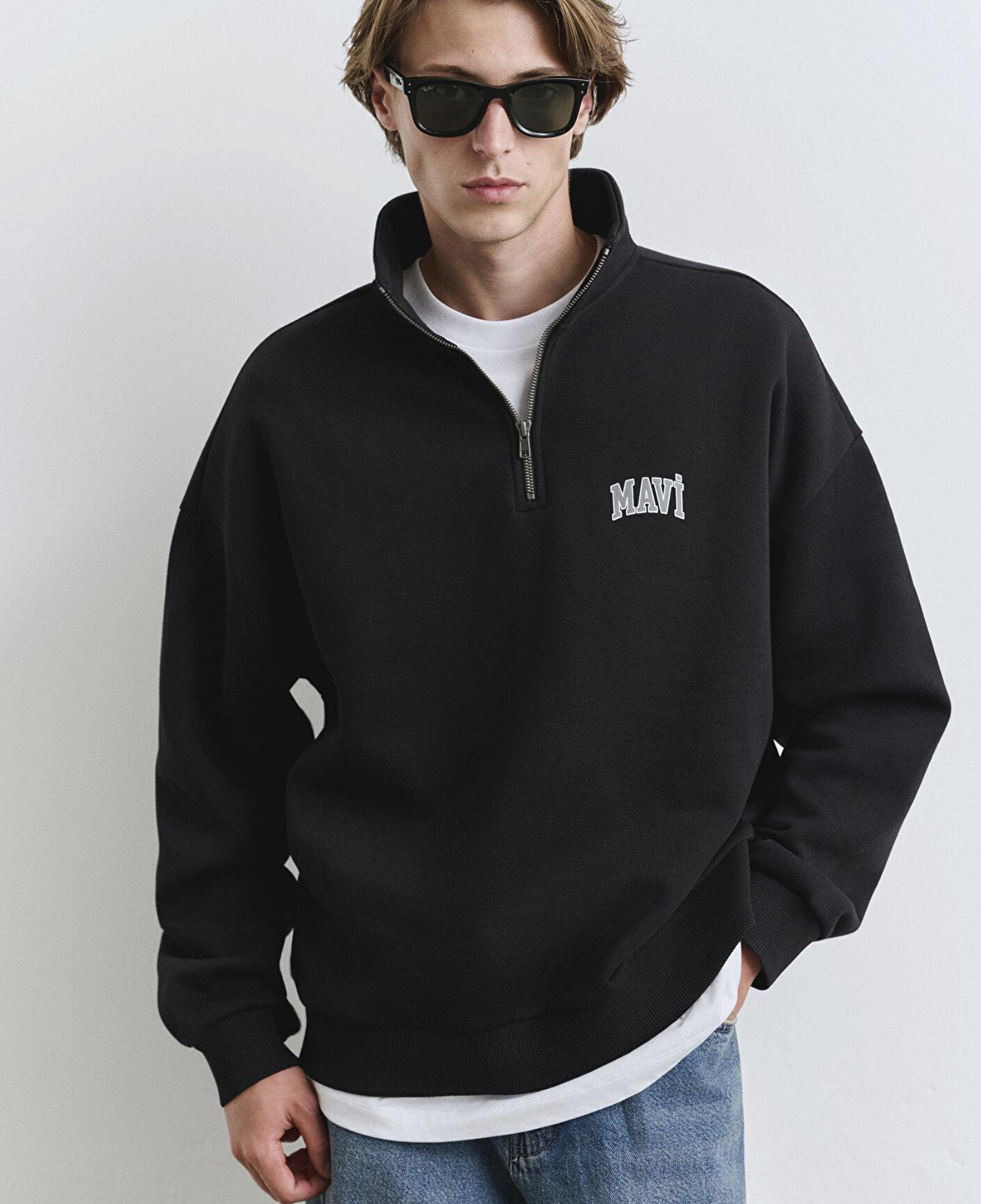 Mavi Mavi Logo Baskılı Yarı Fermuarlı Siyah Sweatshirt 0S10208-900