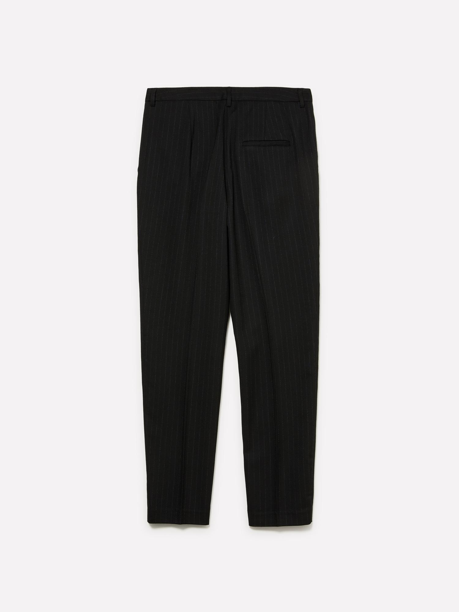 Kadın Siyah Viskoz Karışımlı Cep Detaylı Straight Fit Pantolon