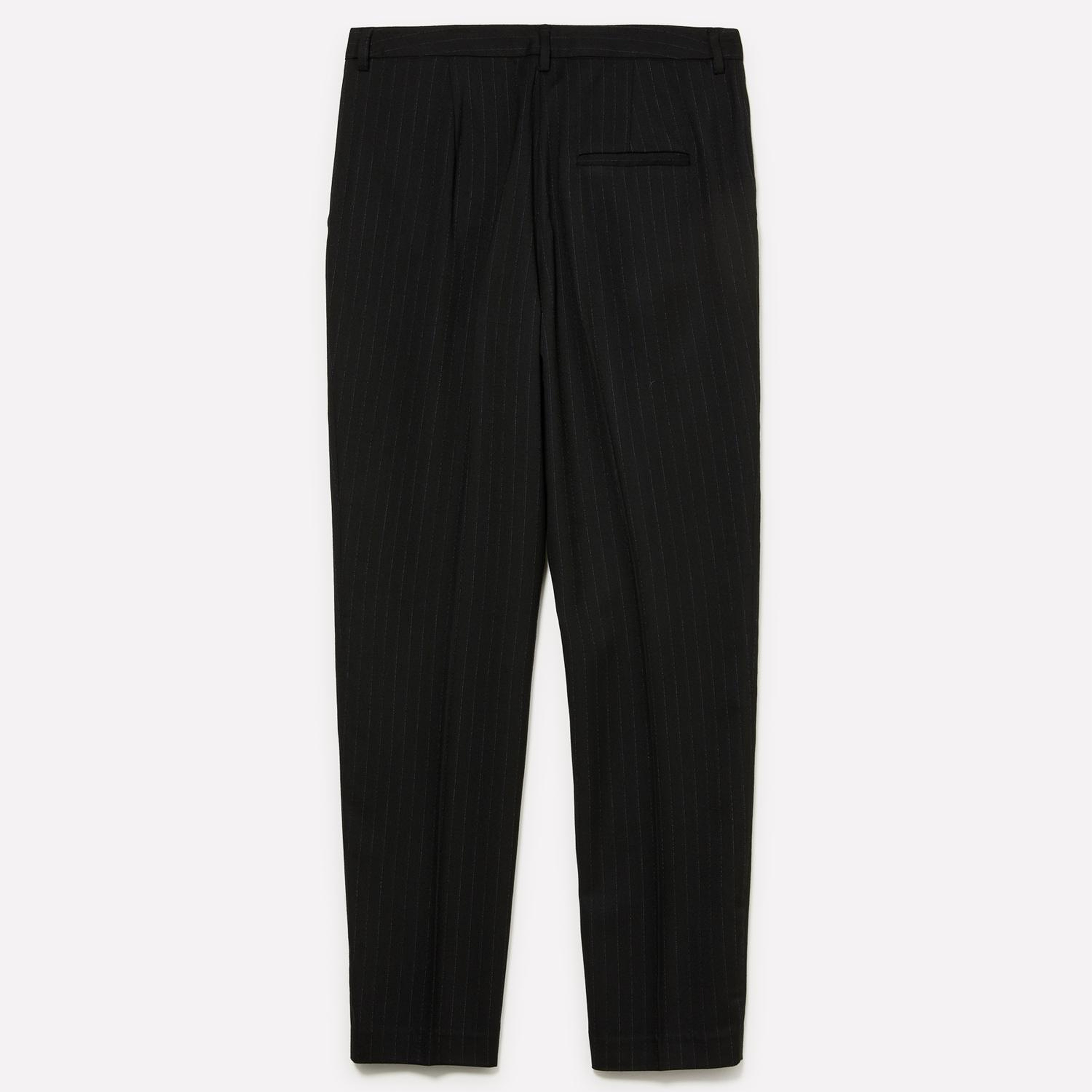 Kadın Siyah Viskoz Karışımlı Cep Detaylı Straight Fit Pantolon