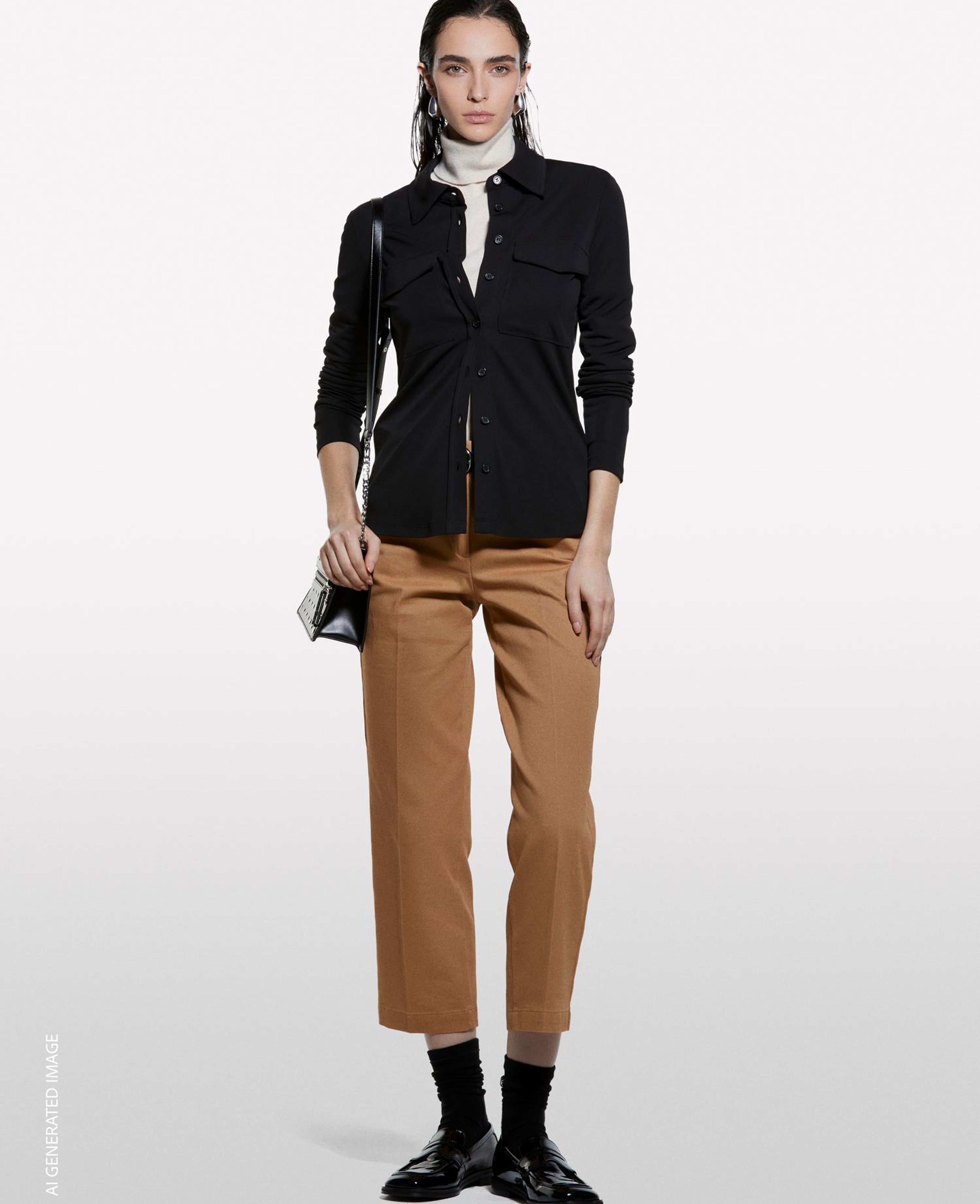 Kadın Siyah %100 Viskoz Önü Cepli Slim Fit Gömlek