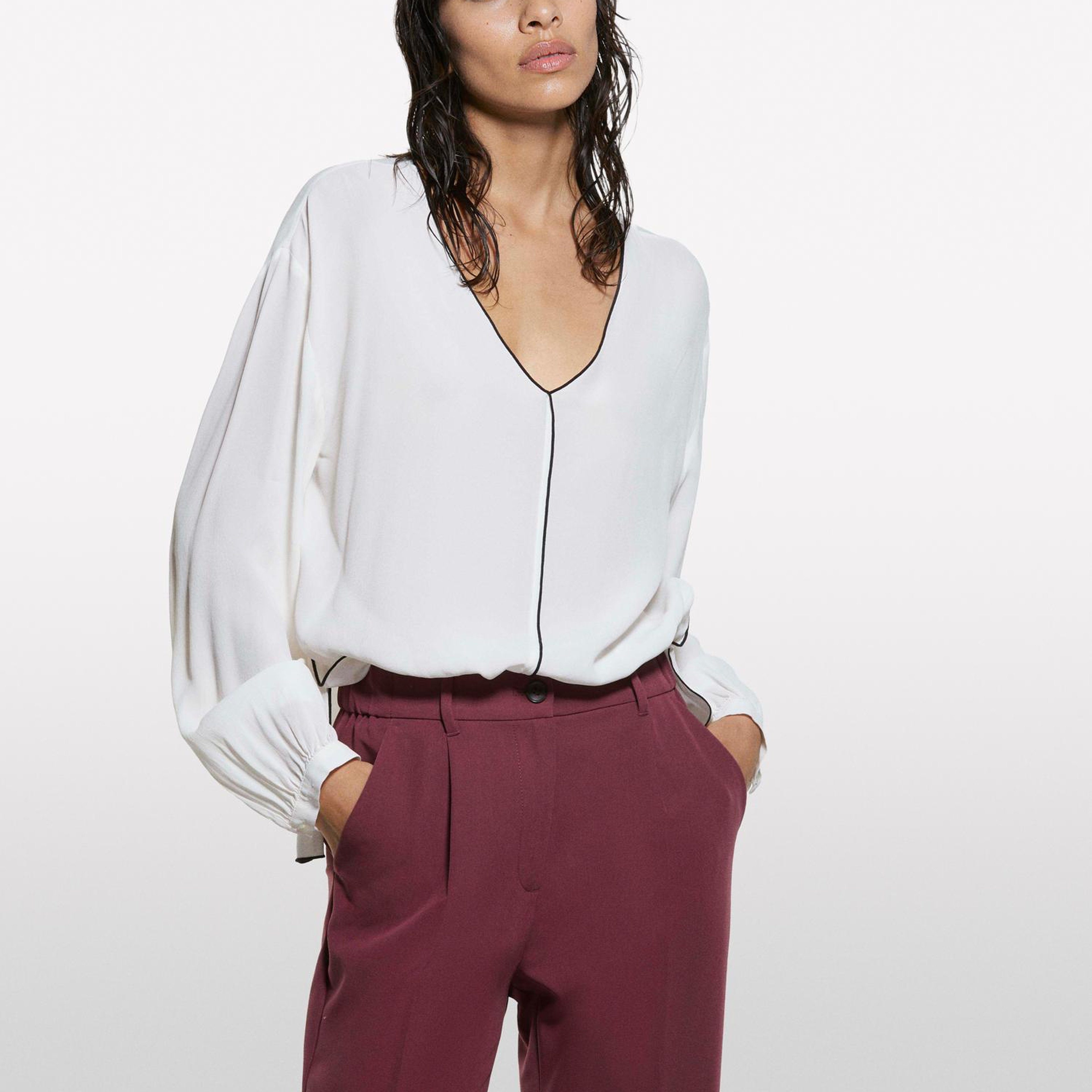 Kadın Krem %100 Viskoz V Yaka Oversize Bluz