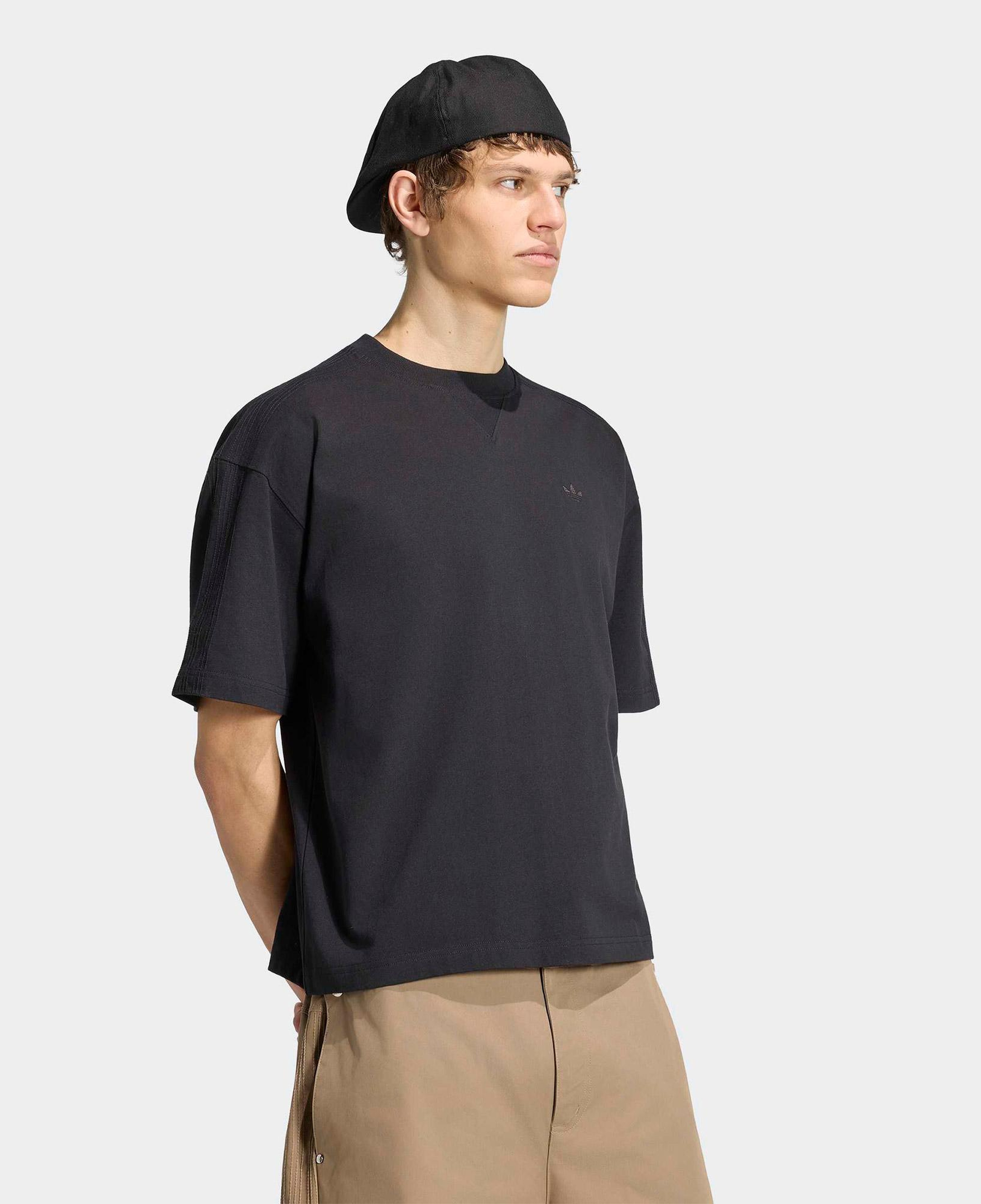 adidas Premium Essentials Erkek Siyah T-Shirt