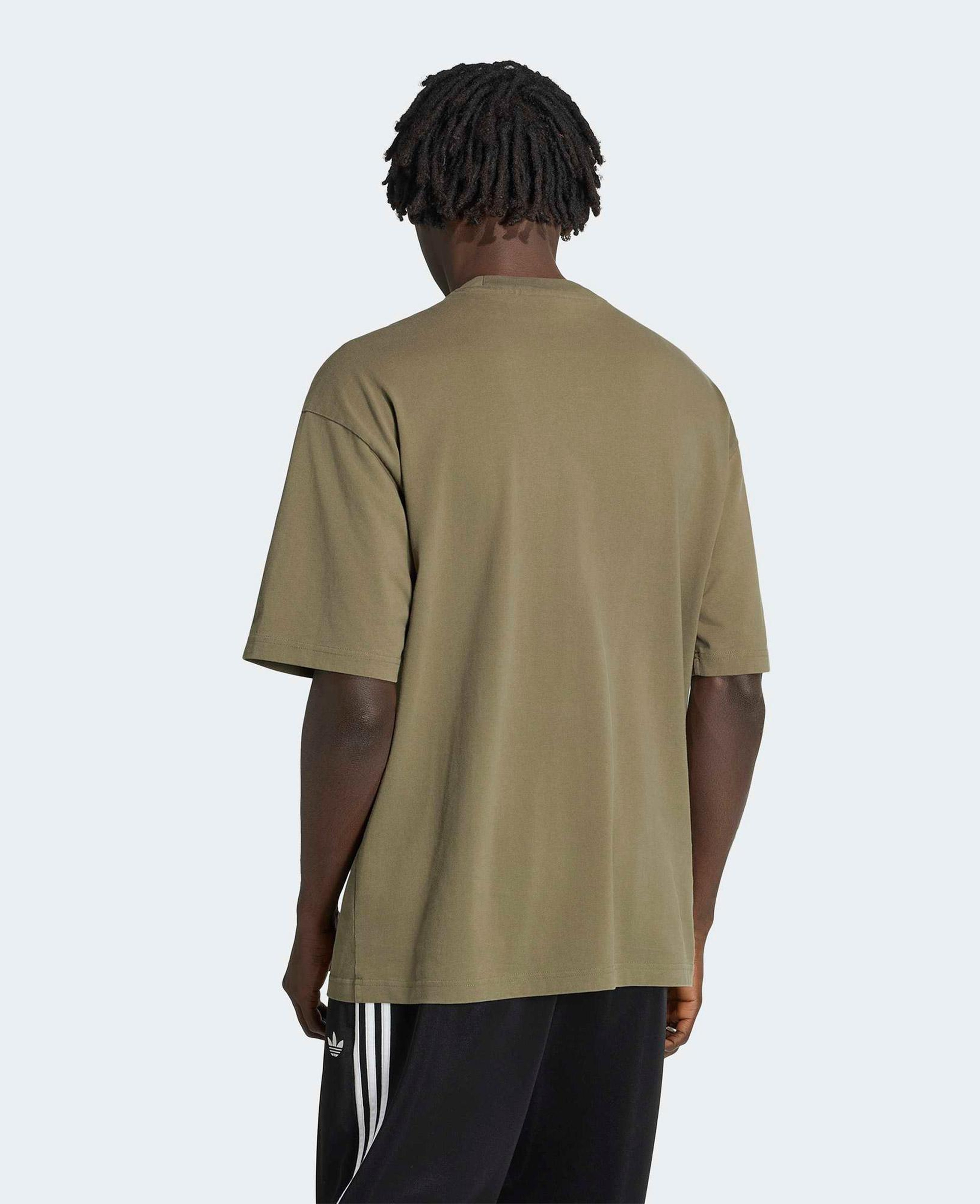 adidas Elevated GFX Erkek Haki T-Shirt