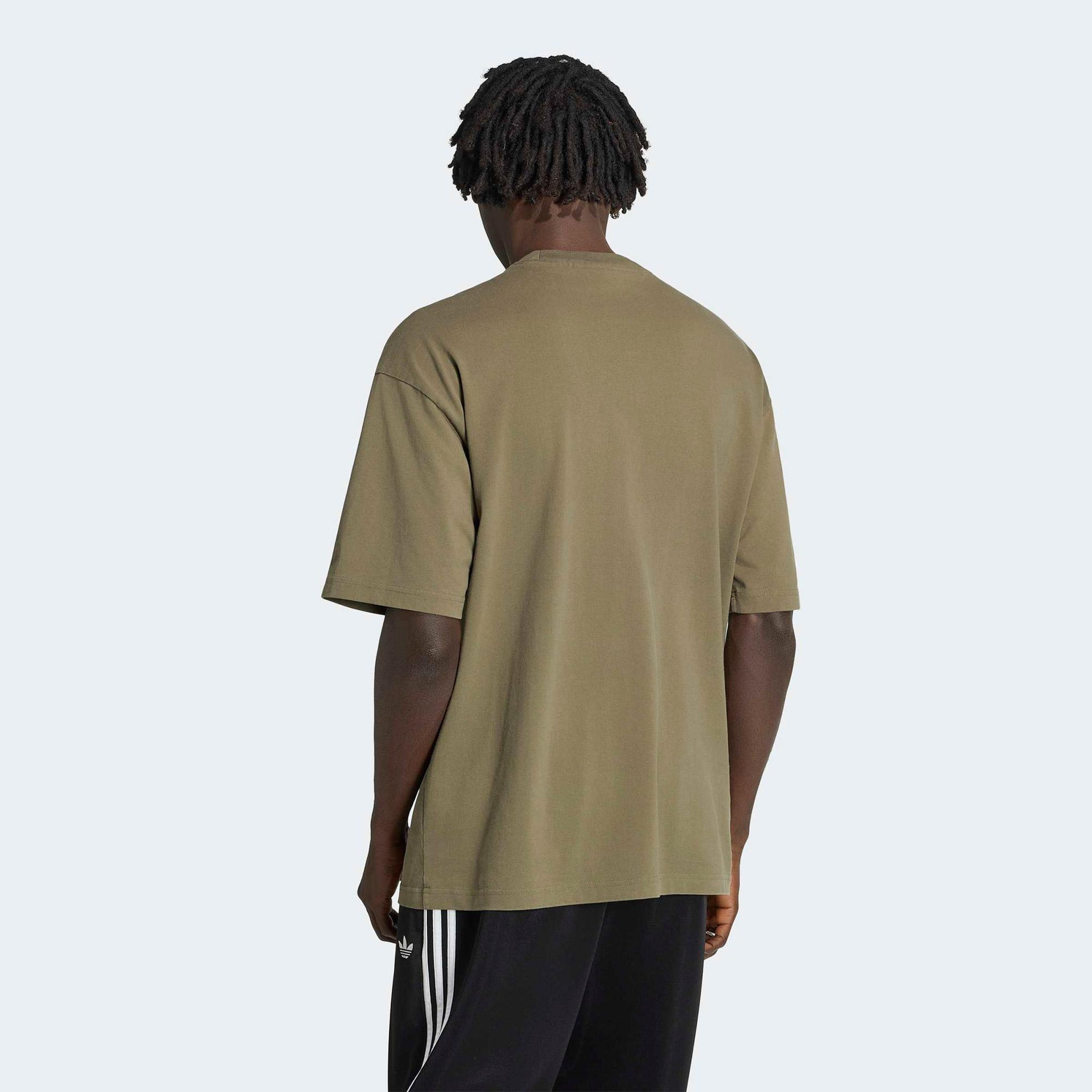 adidas Elevated GFX Erkek Haki T-Shirt