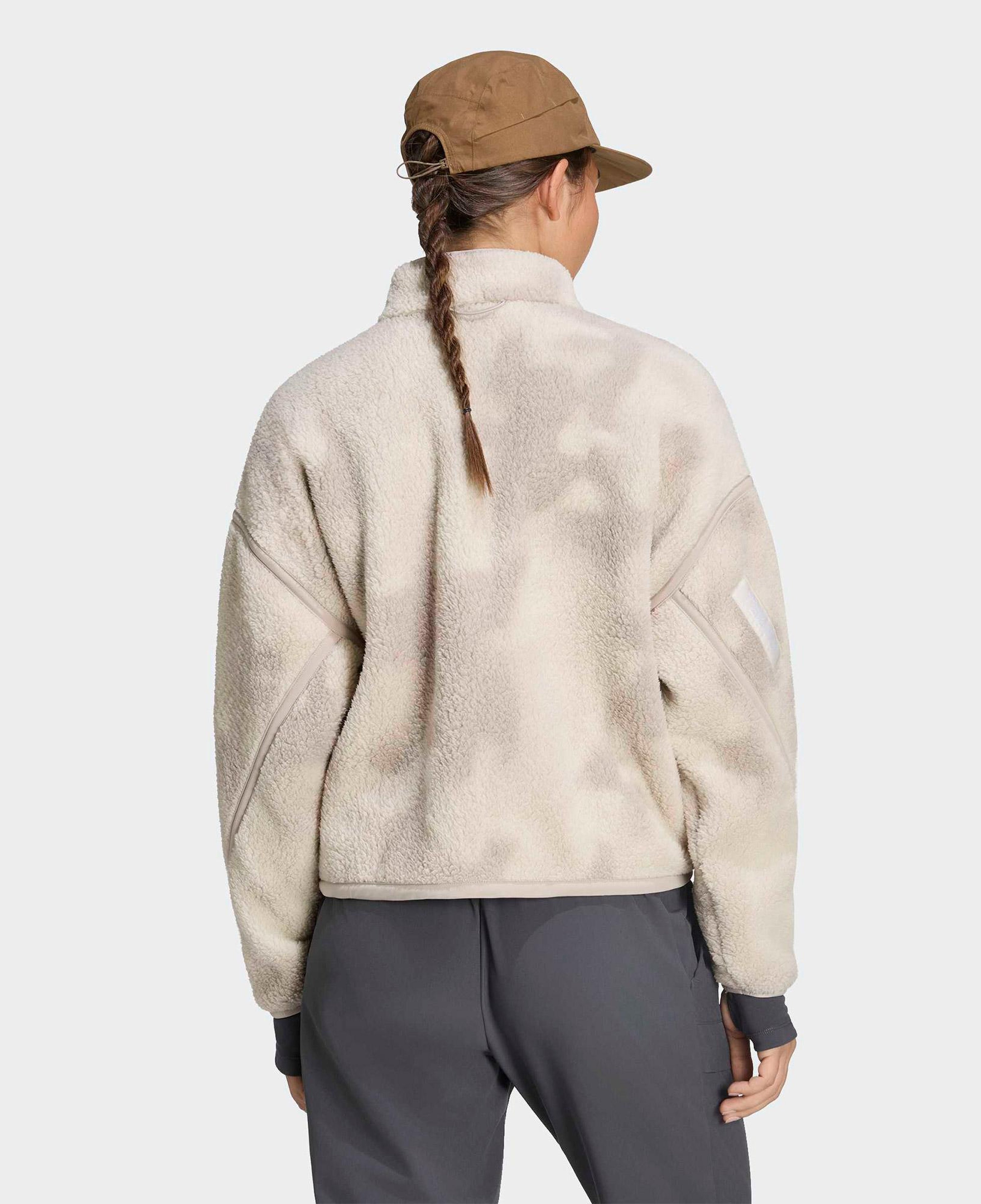 adidas Essentials AOP Kadın Bej Polar Sweatshirt