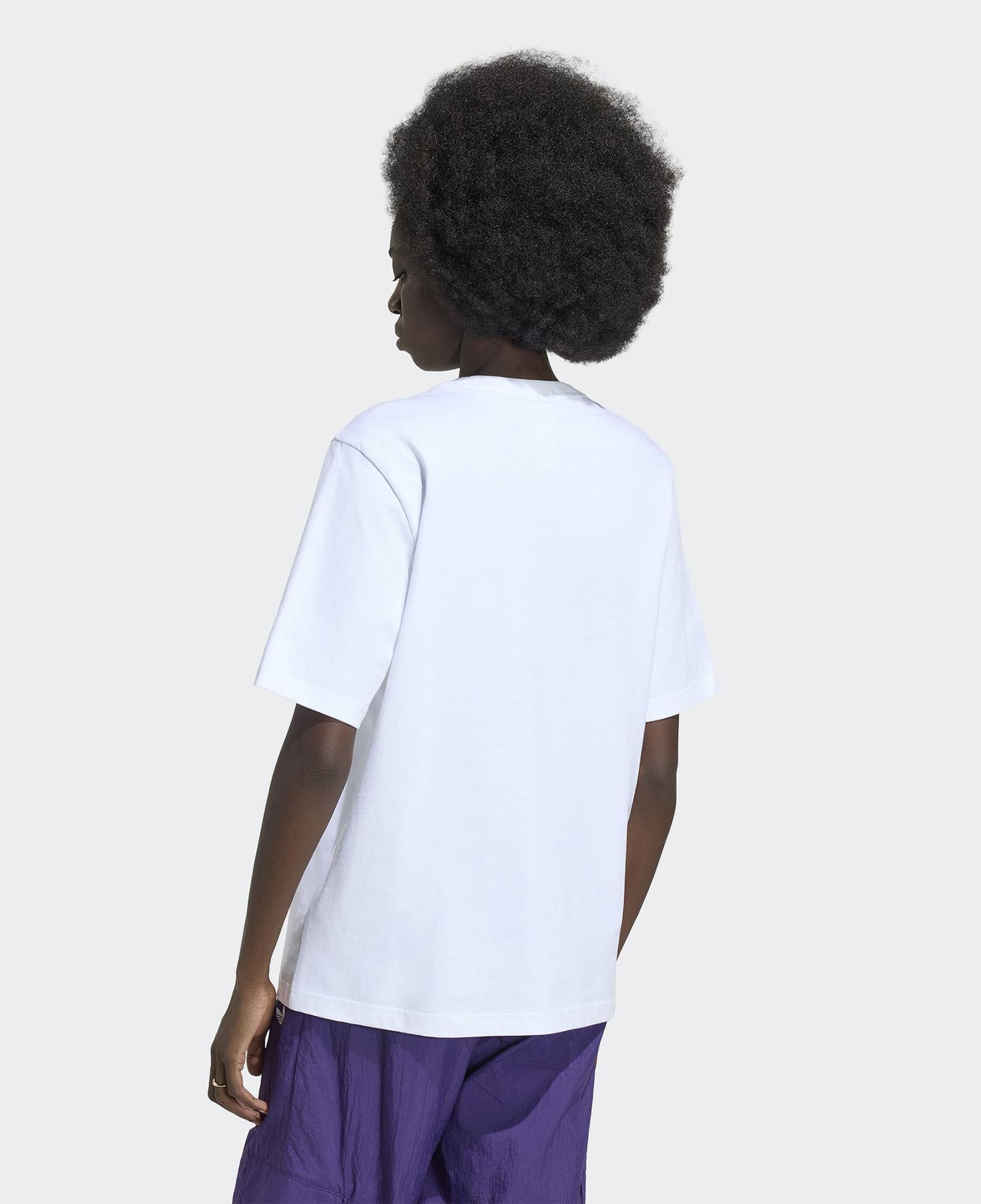 adidas Essentials Kadın Beyaz T-Shirt