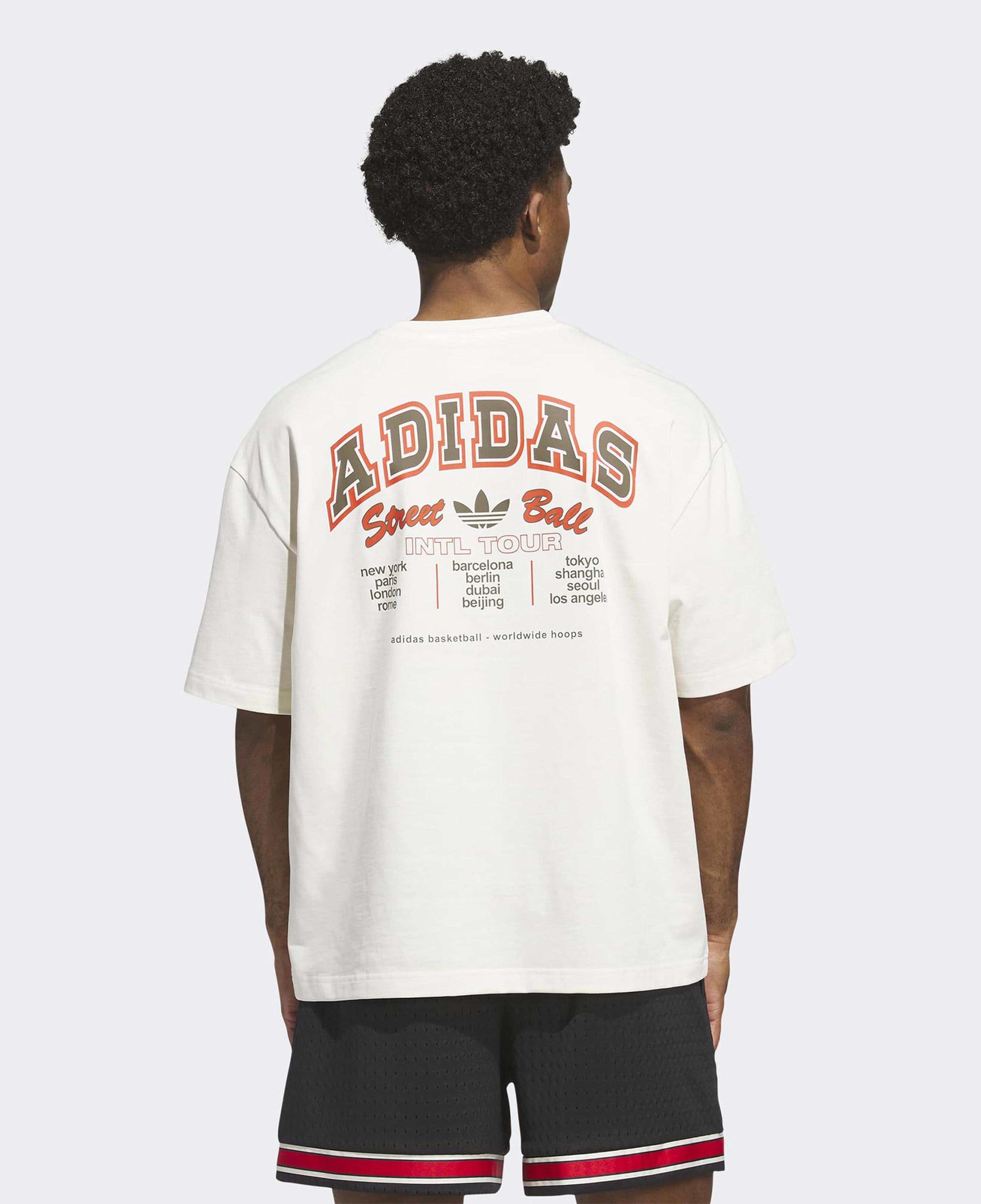 adidas Originals World Tour GFX Unisex Krem Rengi T-Shirt