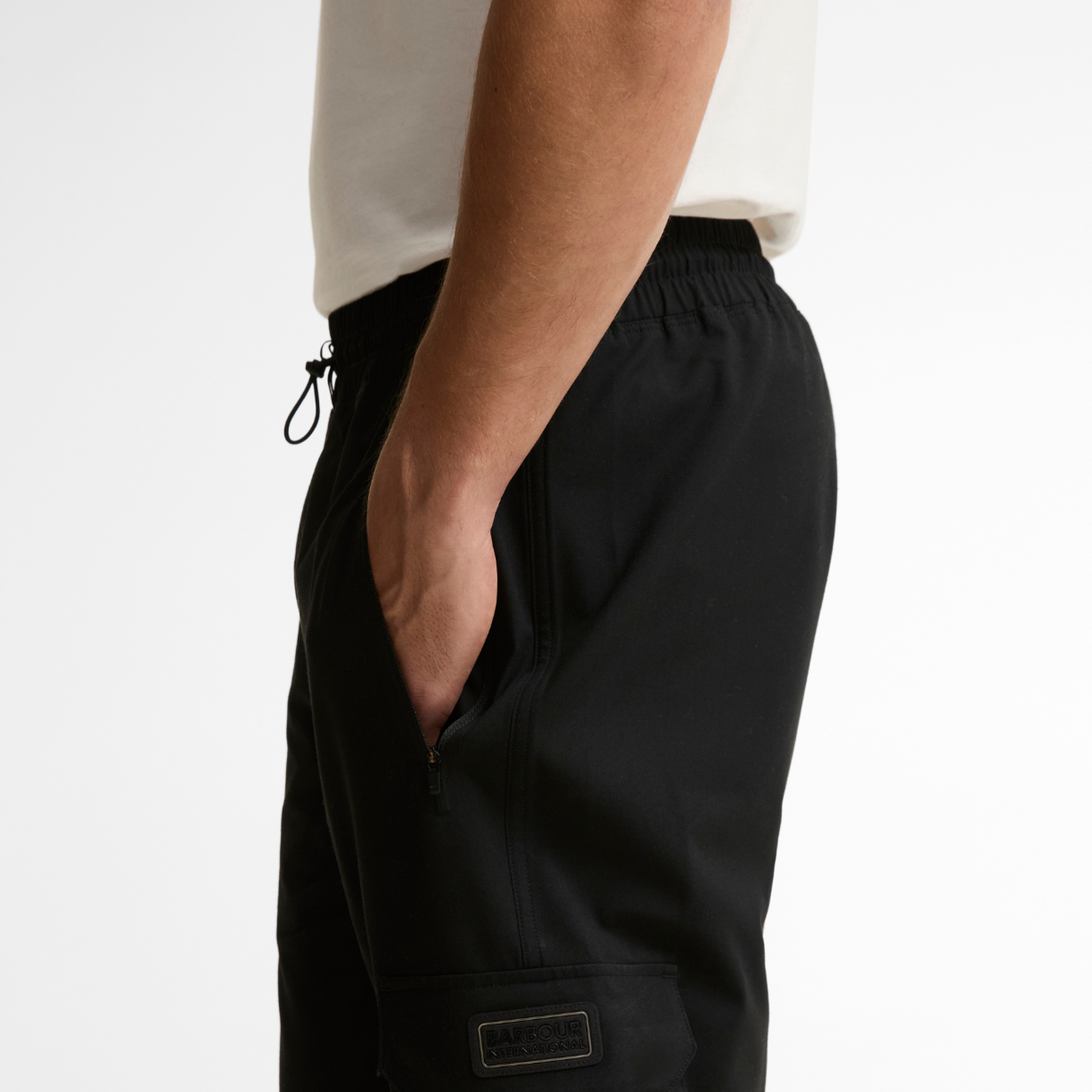 B.Intl Tash Pantolon