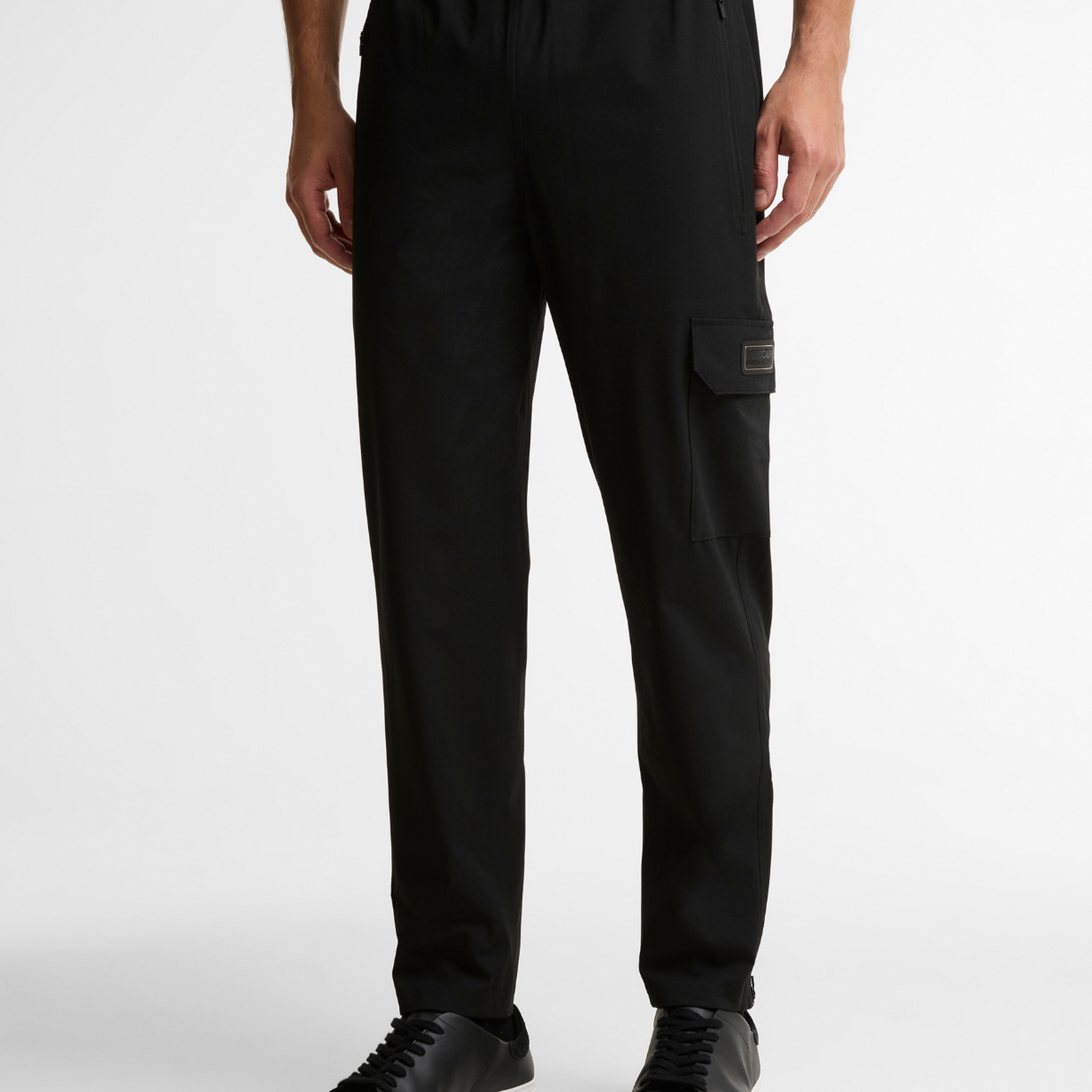 B.Intl Tash Pantolon