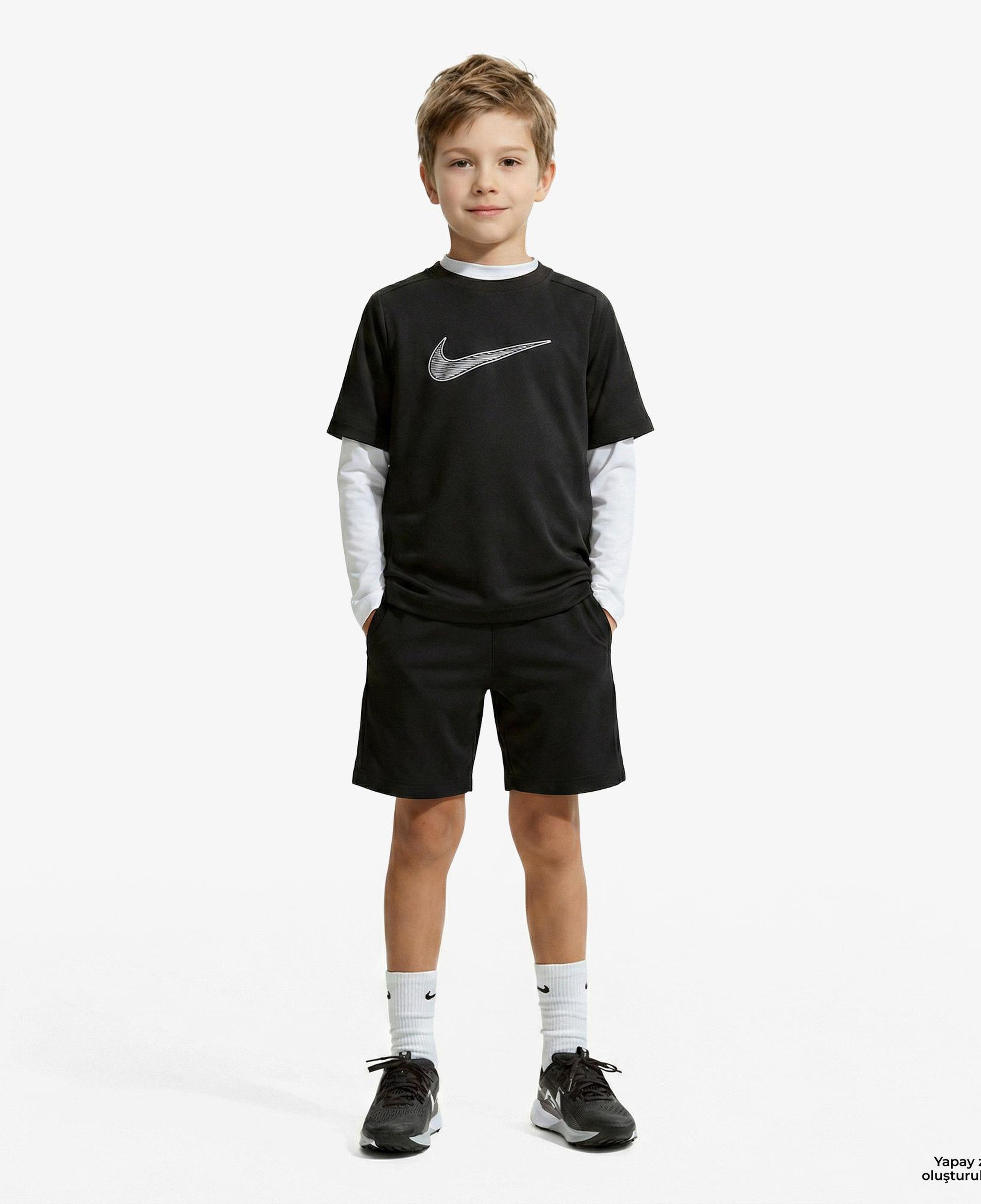 Nike Dri-Fit Multi Çocuk Siyah T-Shirt