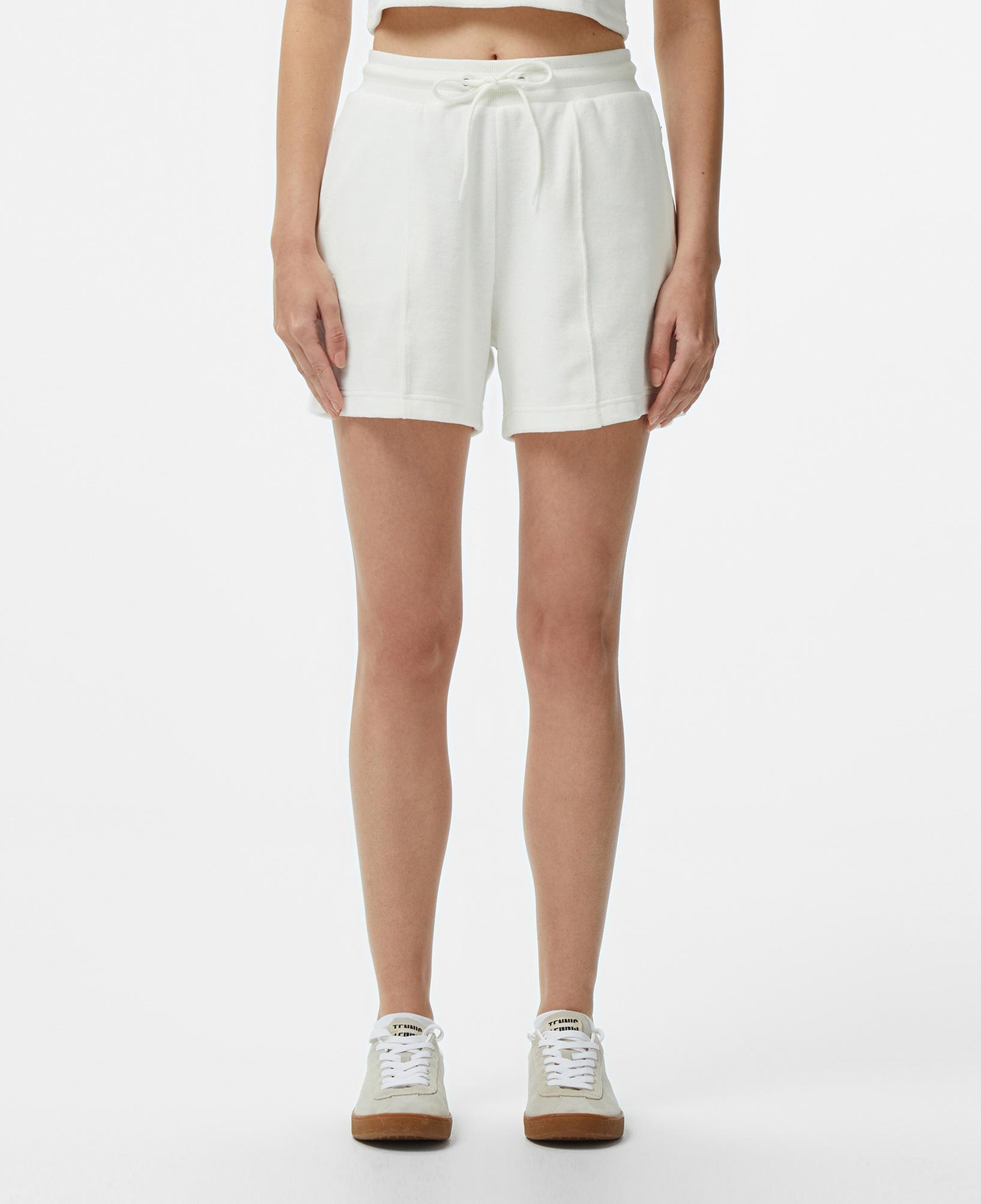 Kadın Relaxed Fit Beyaz Şort