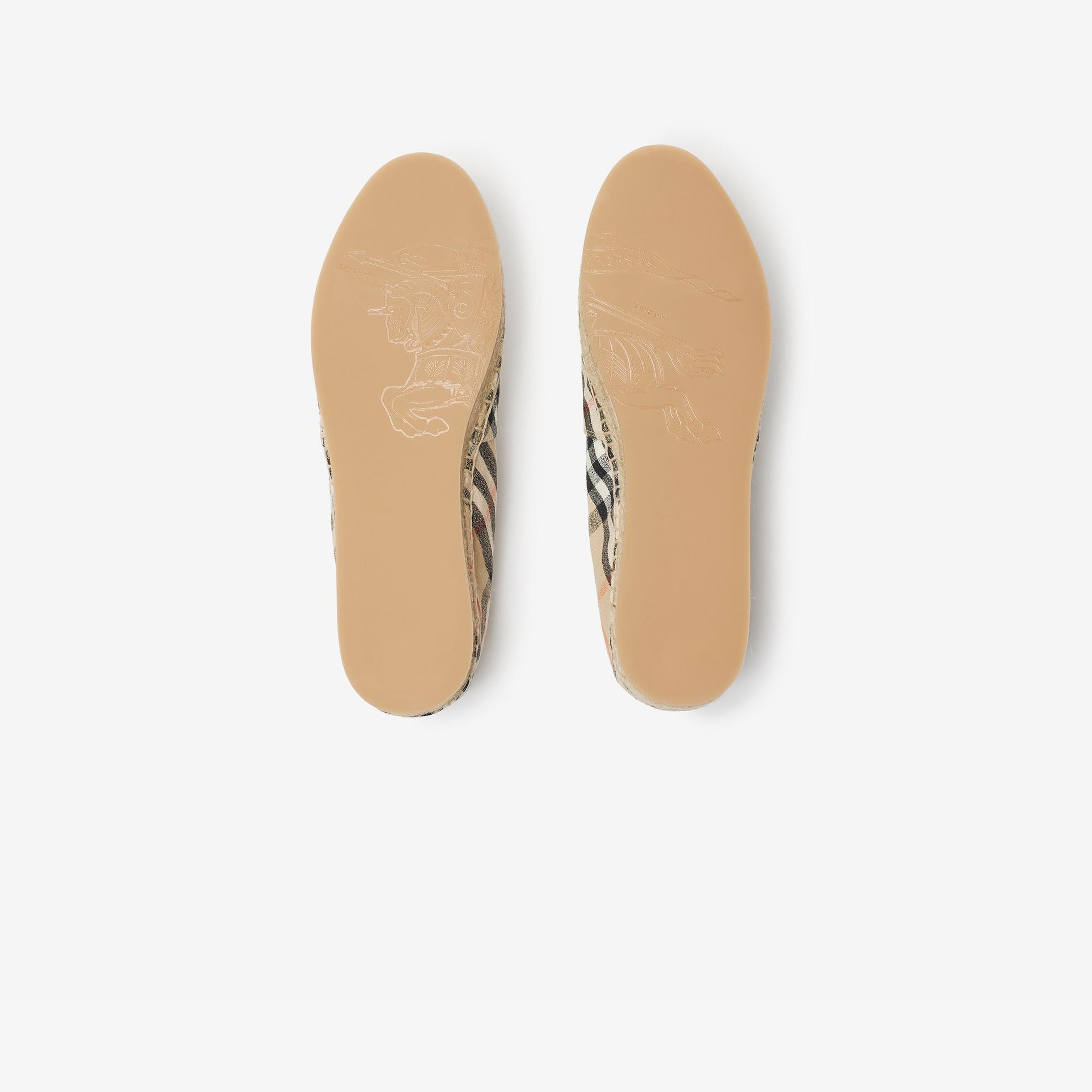 Burberry Mews Kadın Bej Keten Espadril