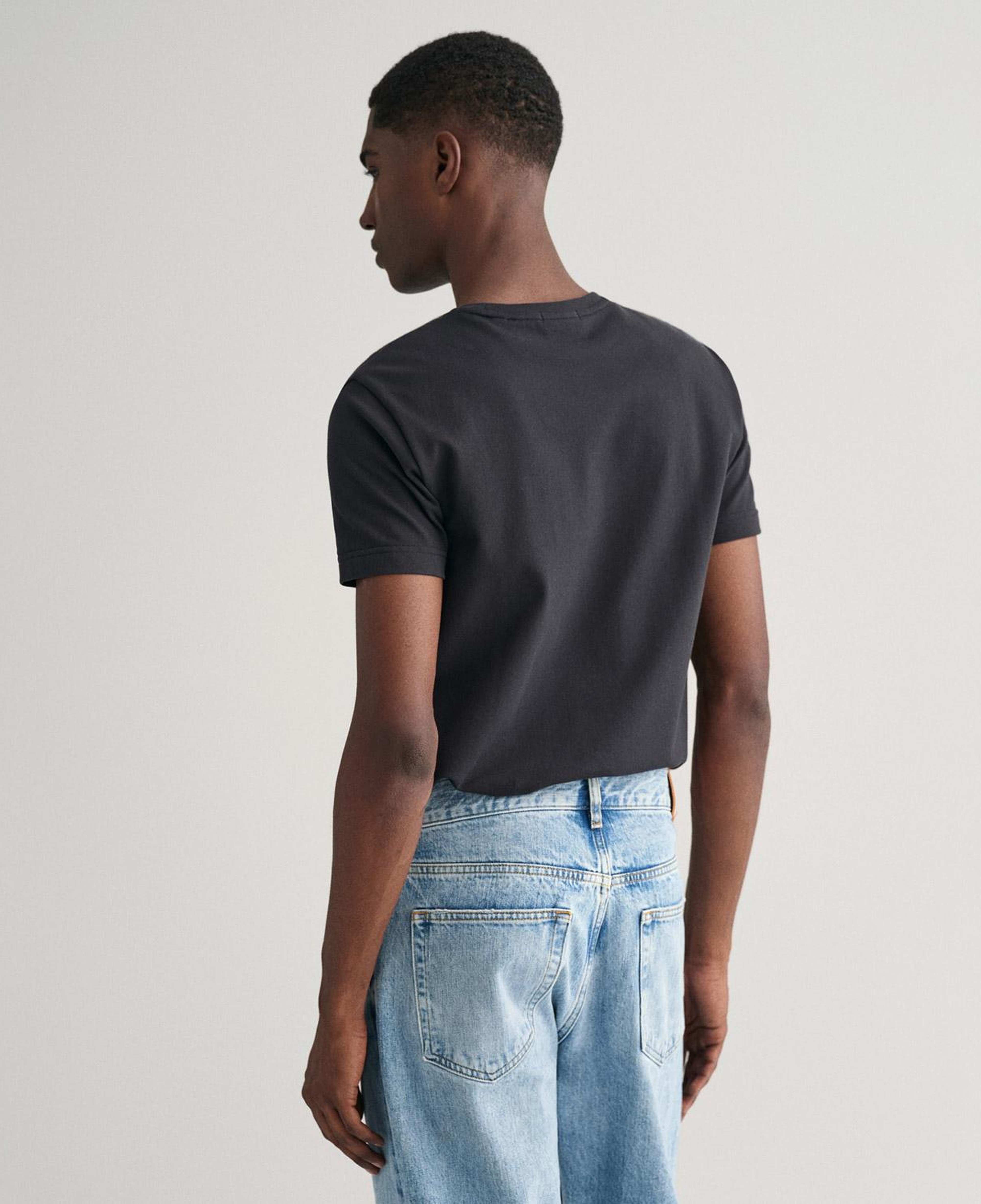 GANT Erkek Siyah Slim Fit Bisiklet Yaka T-Shirt