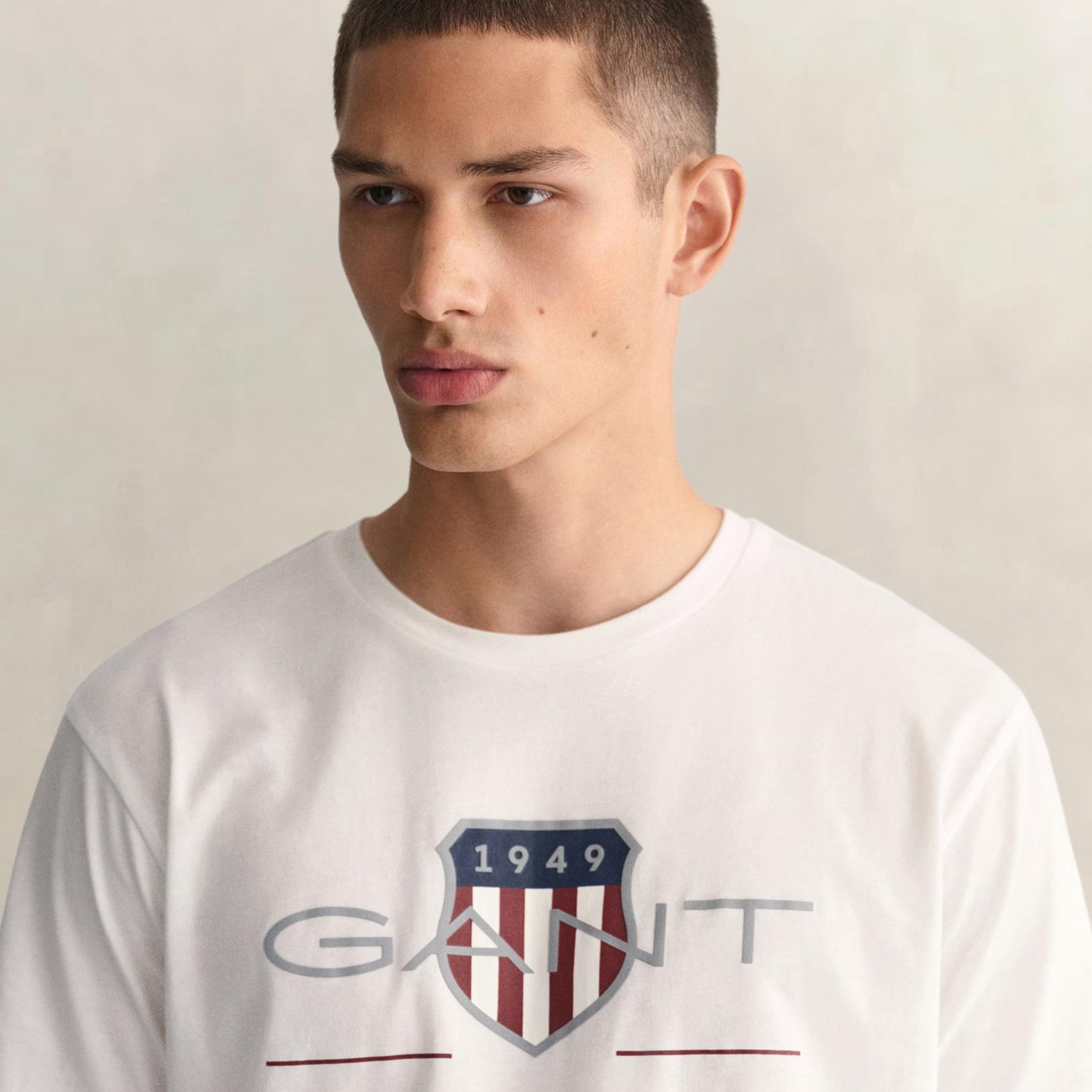 GANT Erkek Beyaz Regular Fit Bisiklet Yaka Logolu T-Shirt