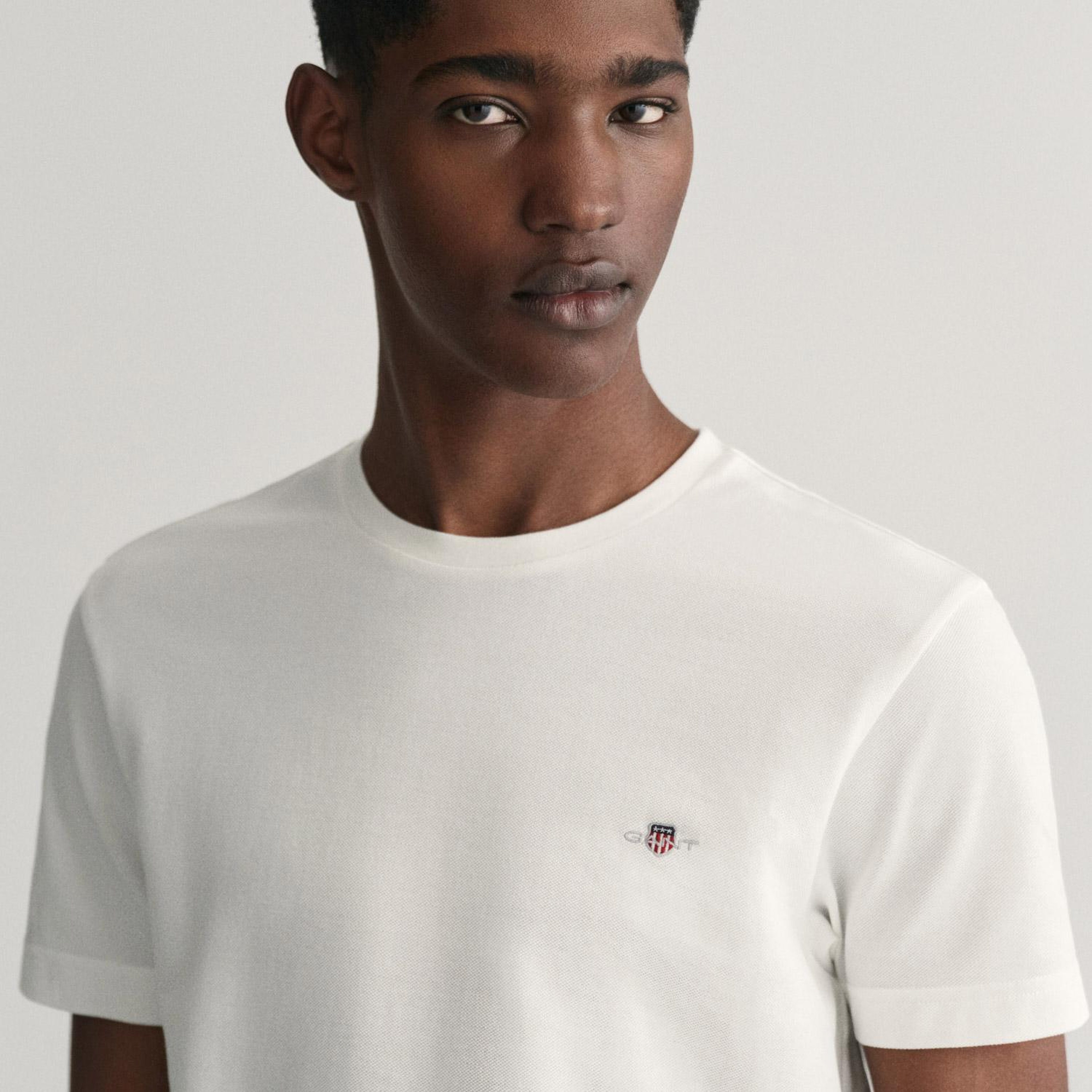 GANT Erkek Beyaz Slim Fit Bisiklet Yaka T-Shirt