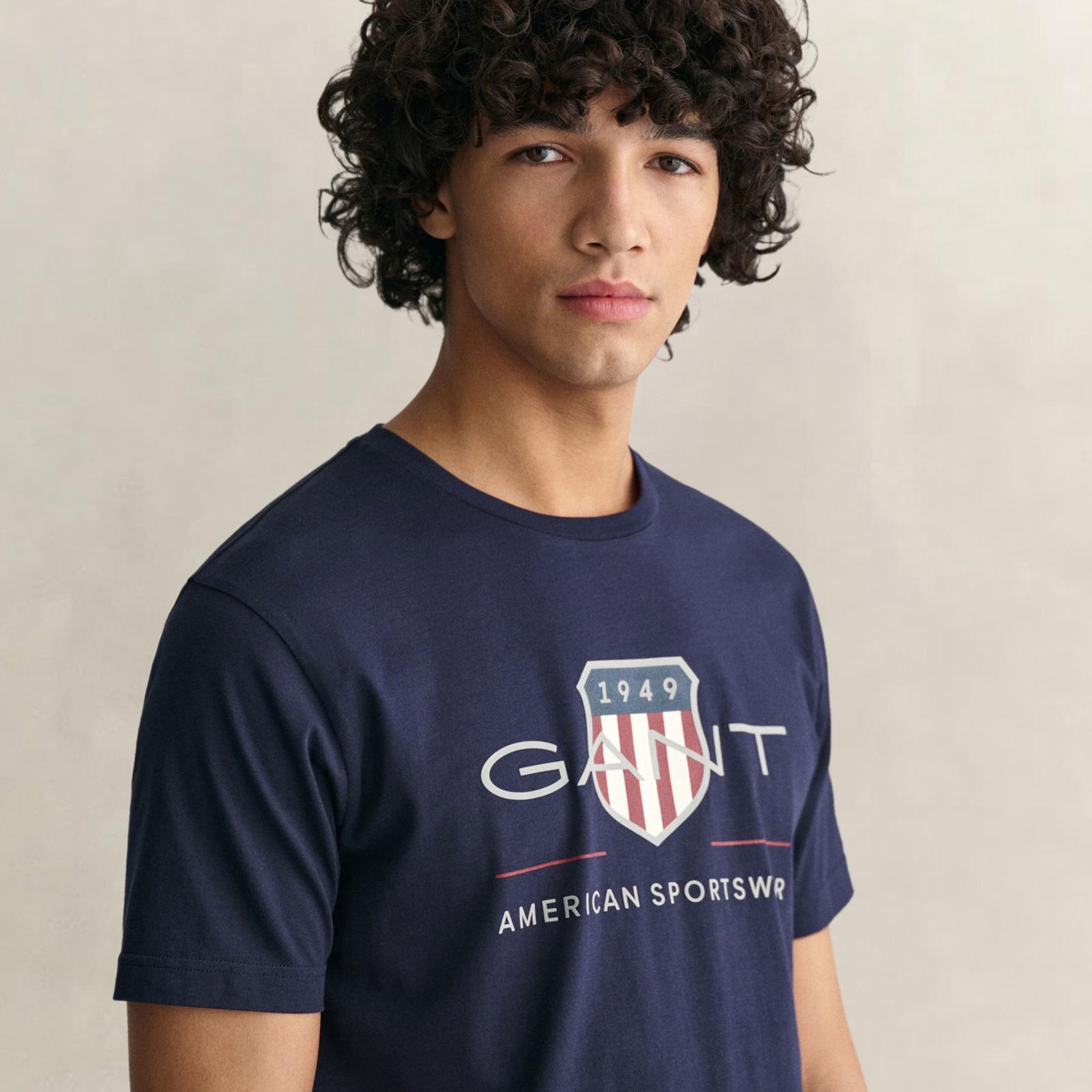GANT Erkek Lacivert Regular Fit Bisiklet Yaka Logolu T-Shirt