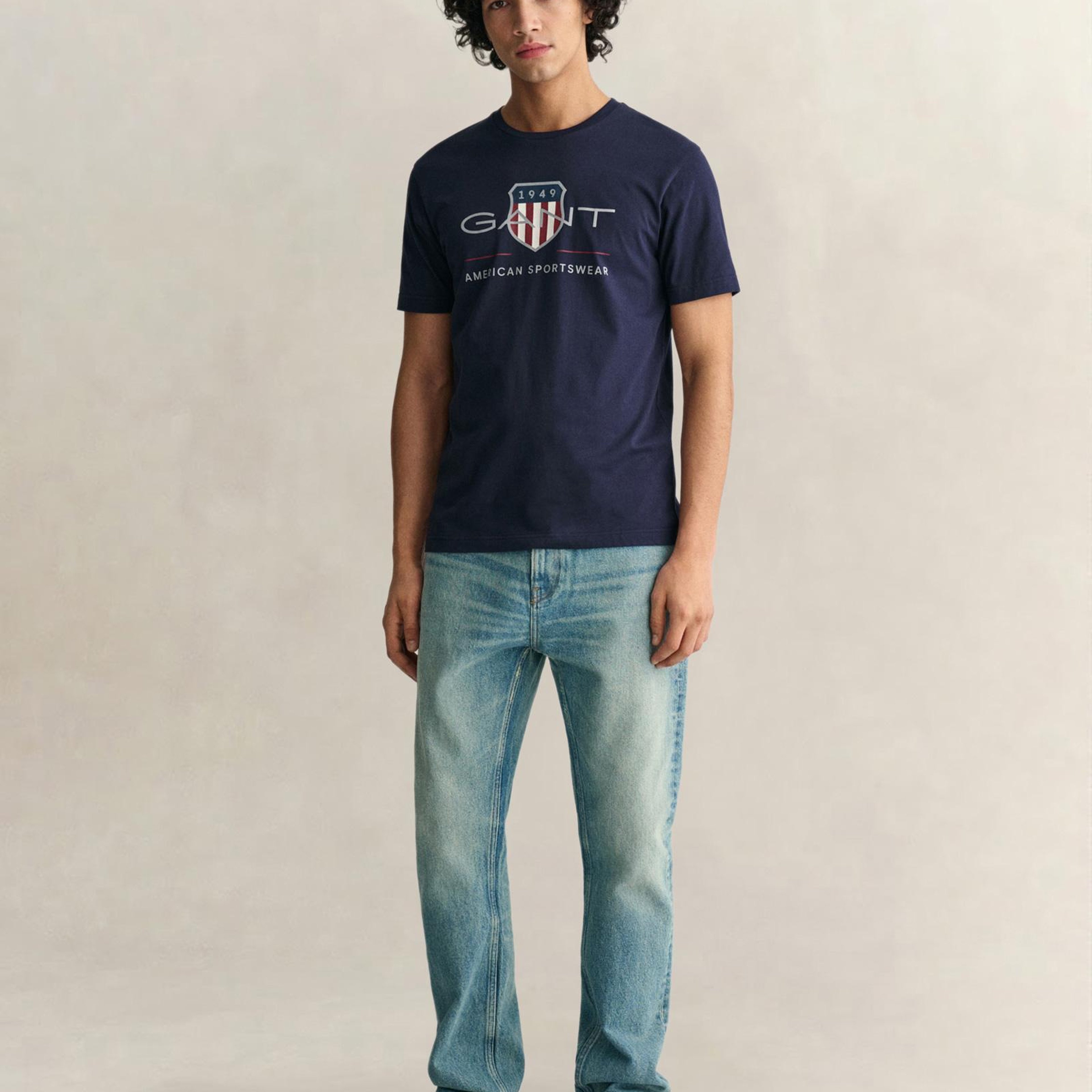 GANT Erkek Lacivert Regular Fit Bisiklet Yaka Logolu T-Shirt