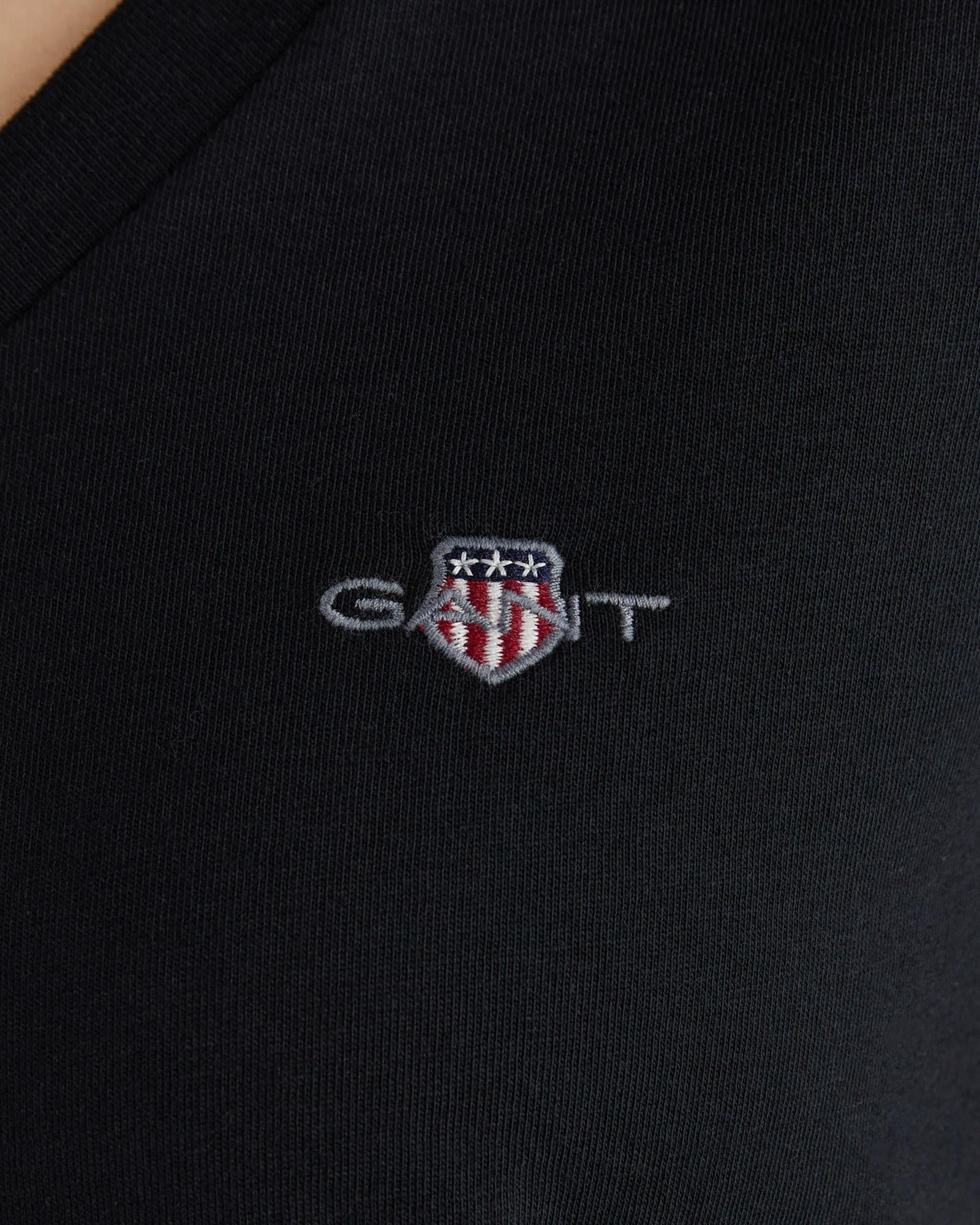 GANT Kadın Siyah V Yaka Regular Fit Logolu T-Shirt