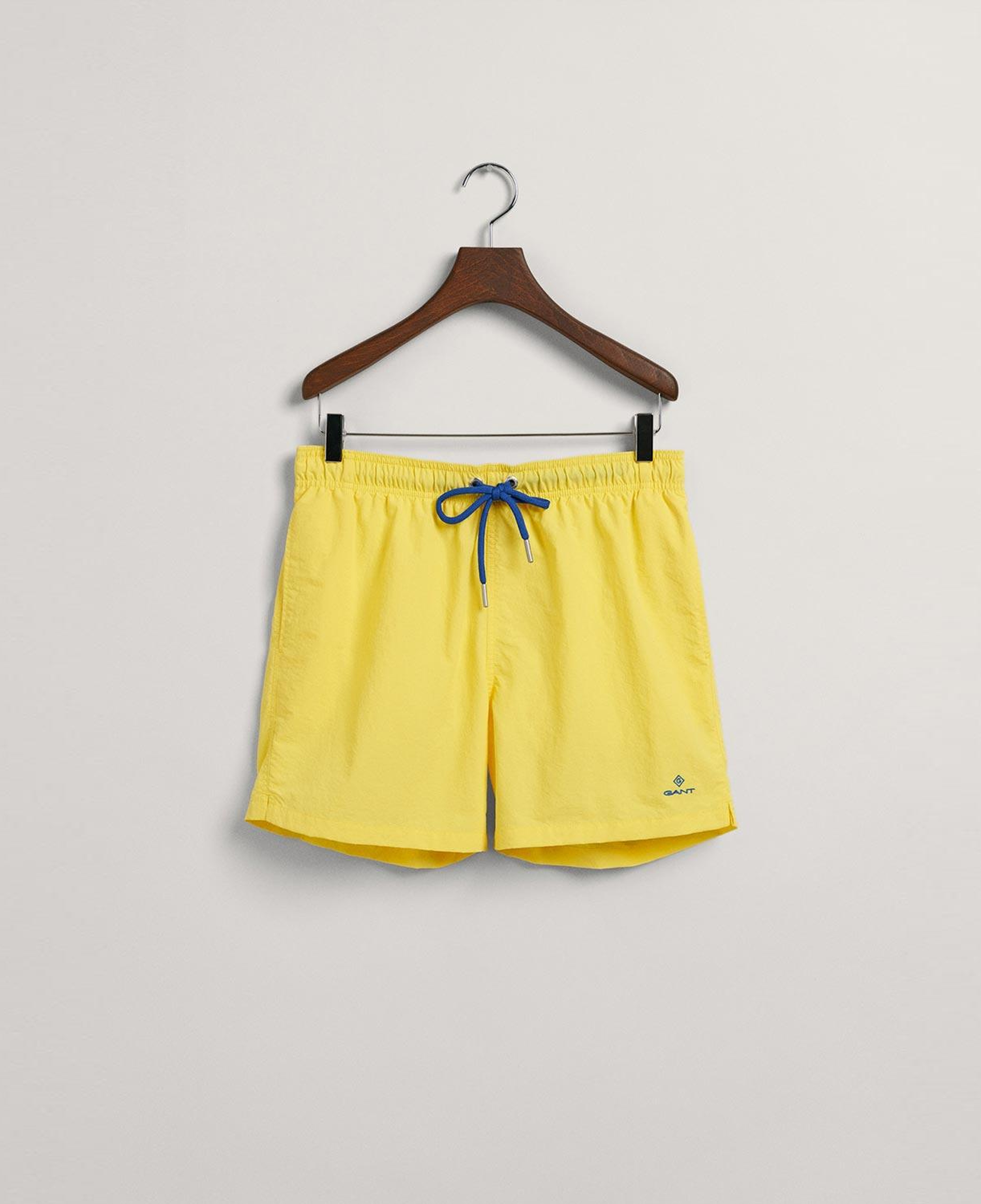 GANT Erkek Sarı Classic Fit Deniz Şortu