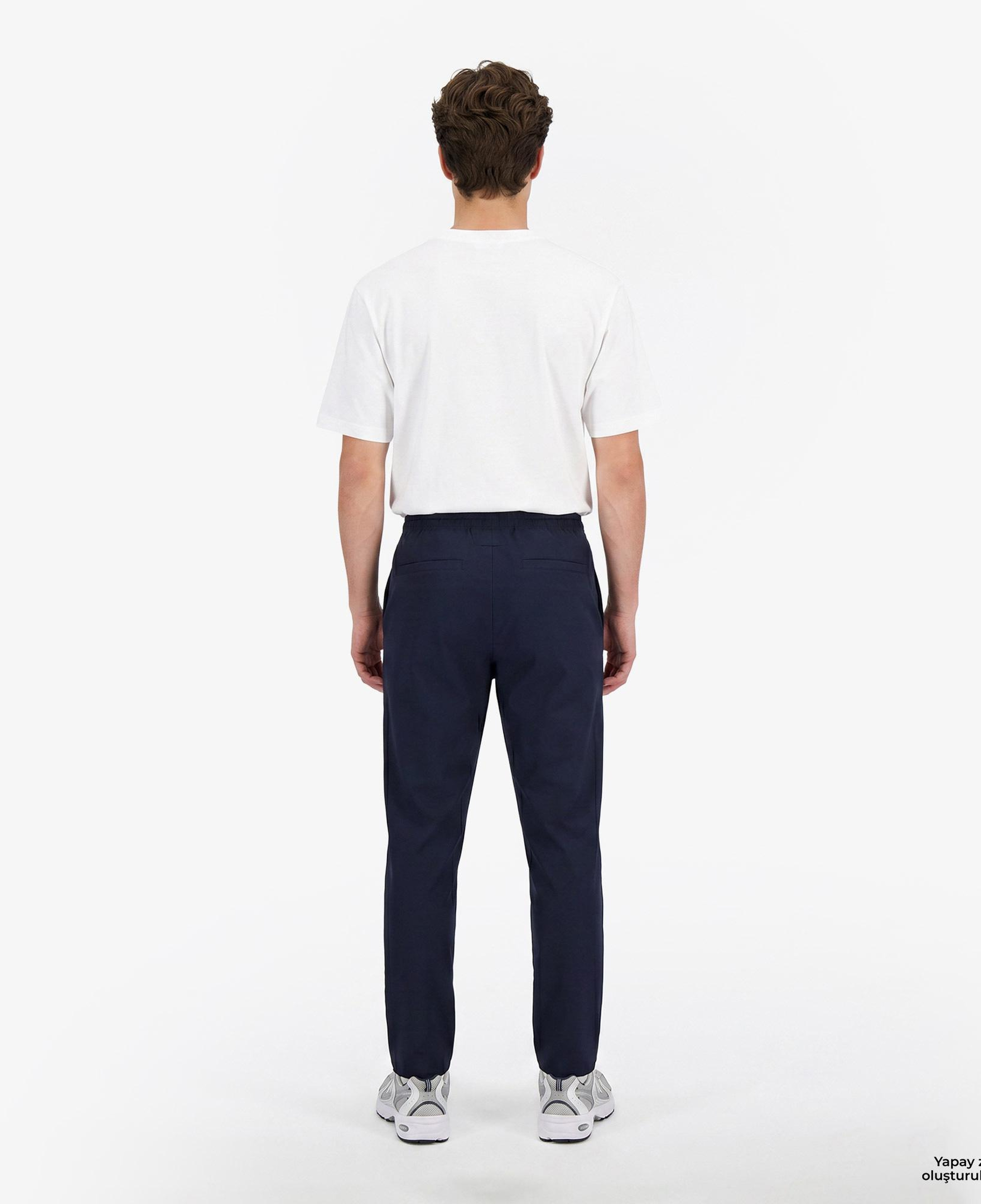 New Balance MNP3433 Lifestyle Erkek Lacivert Eşofman Altı