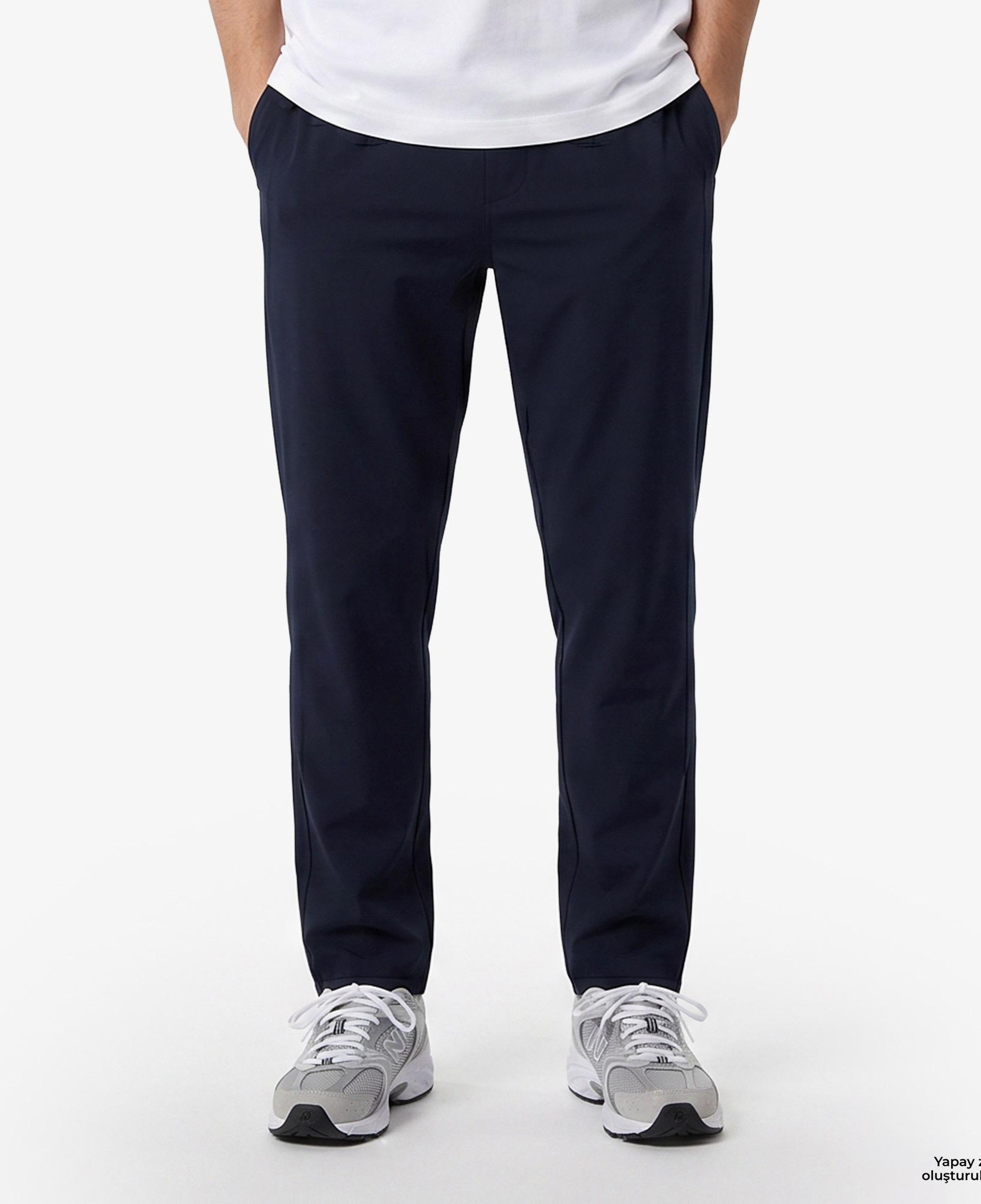 New Balance MNP3433 Lifestyle Erkek Lacivert Eşofman Altı