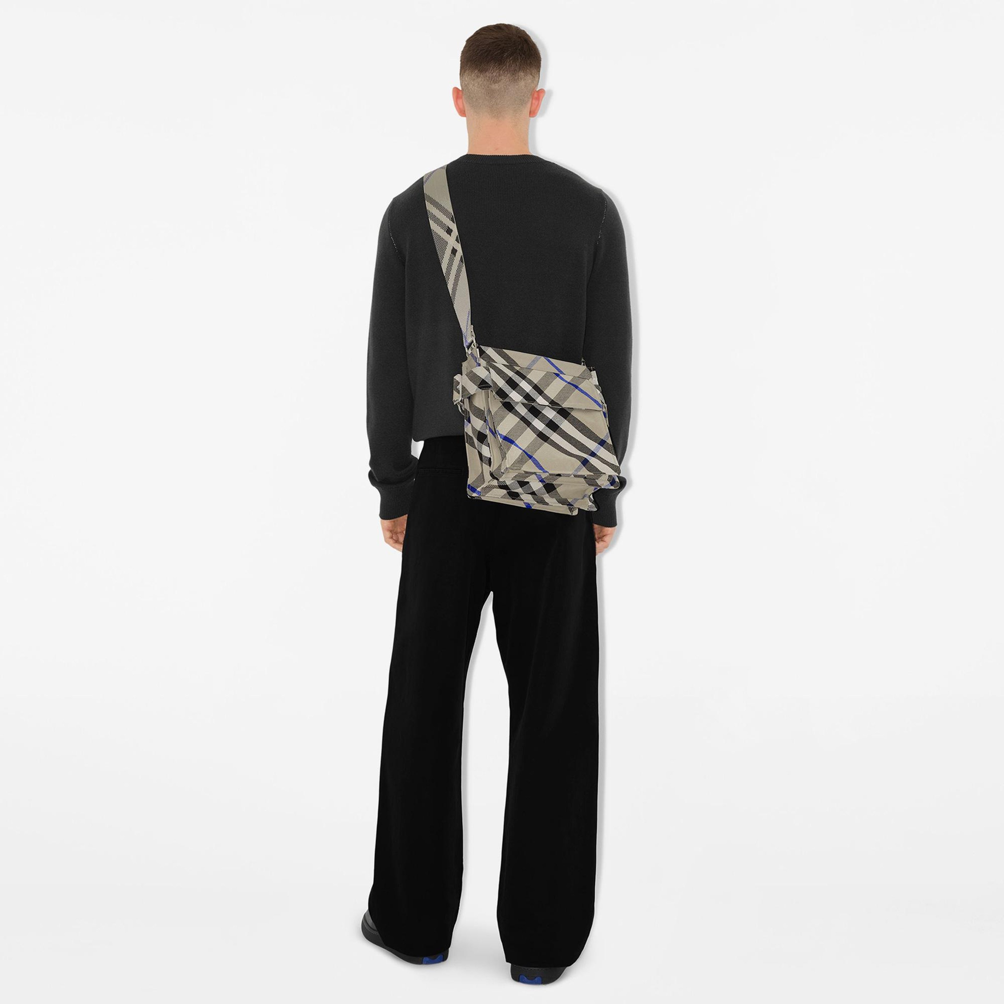 Burberry Small Trench Tote Erkek Krem Rengi Omuz Çantası