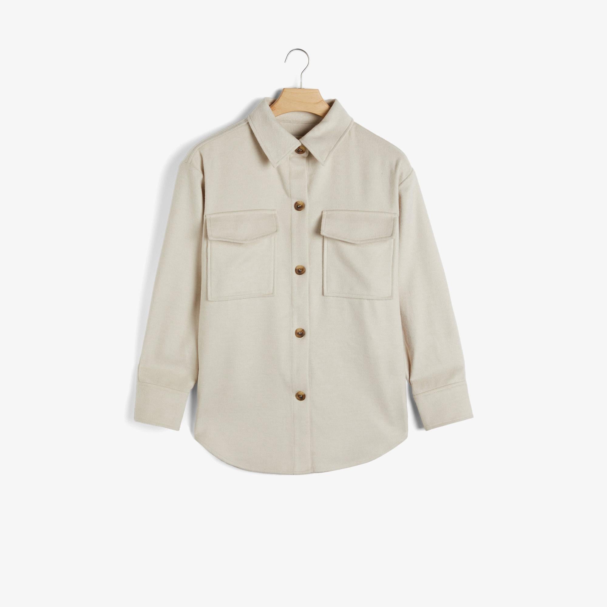 GANT Kadın Krem Relaxed Fit Klasik Yaka Yün Karışımlı Gömlek