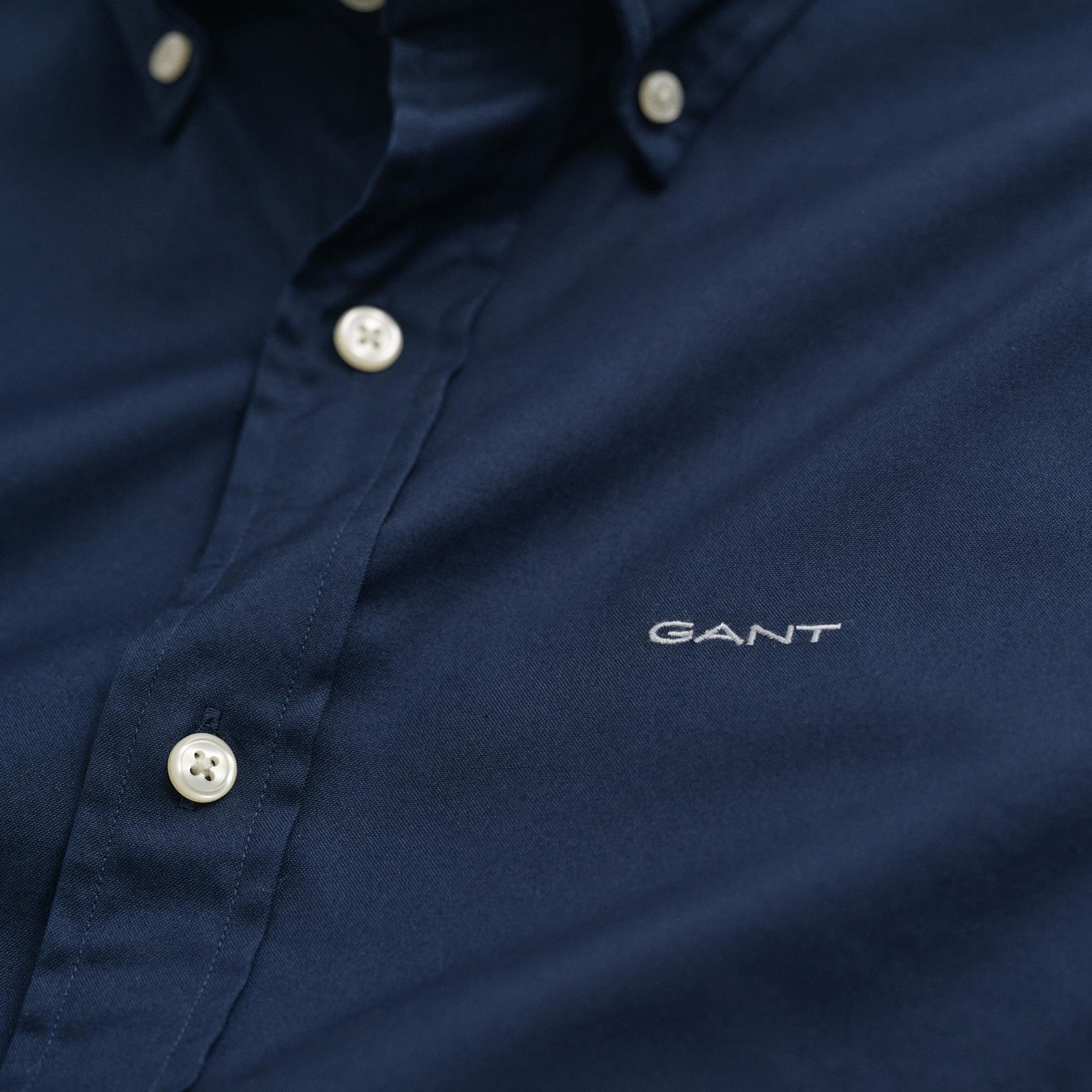 GANT Erkek Siyah Slim Fit Düğmeli Yaka Oxford Gömlek