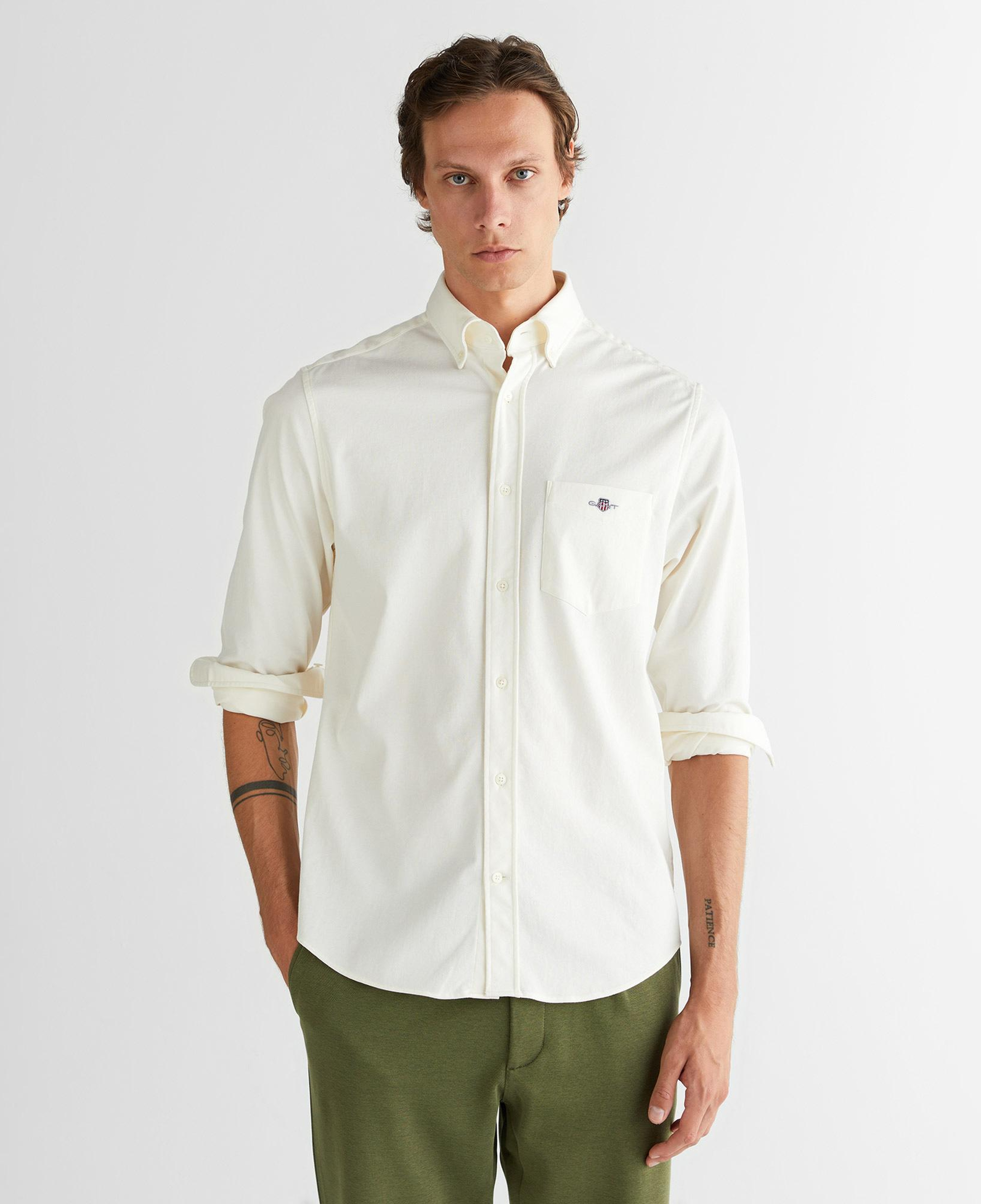 Gant Erkek Krem Regular Fit Düğmeli Yaka Gömlek
