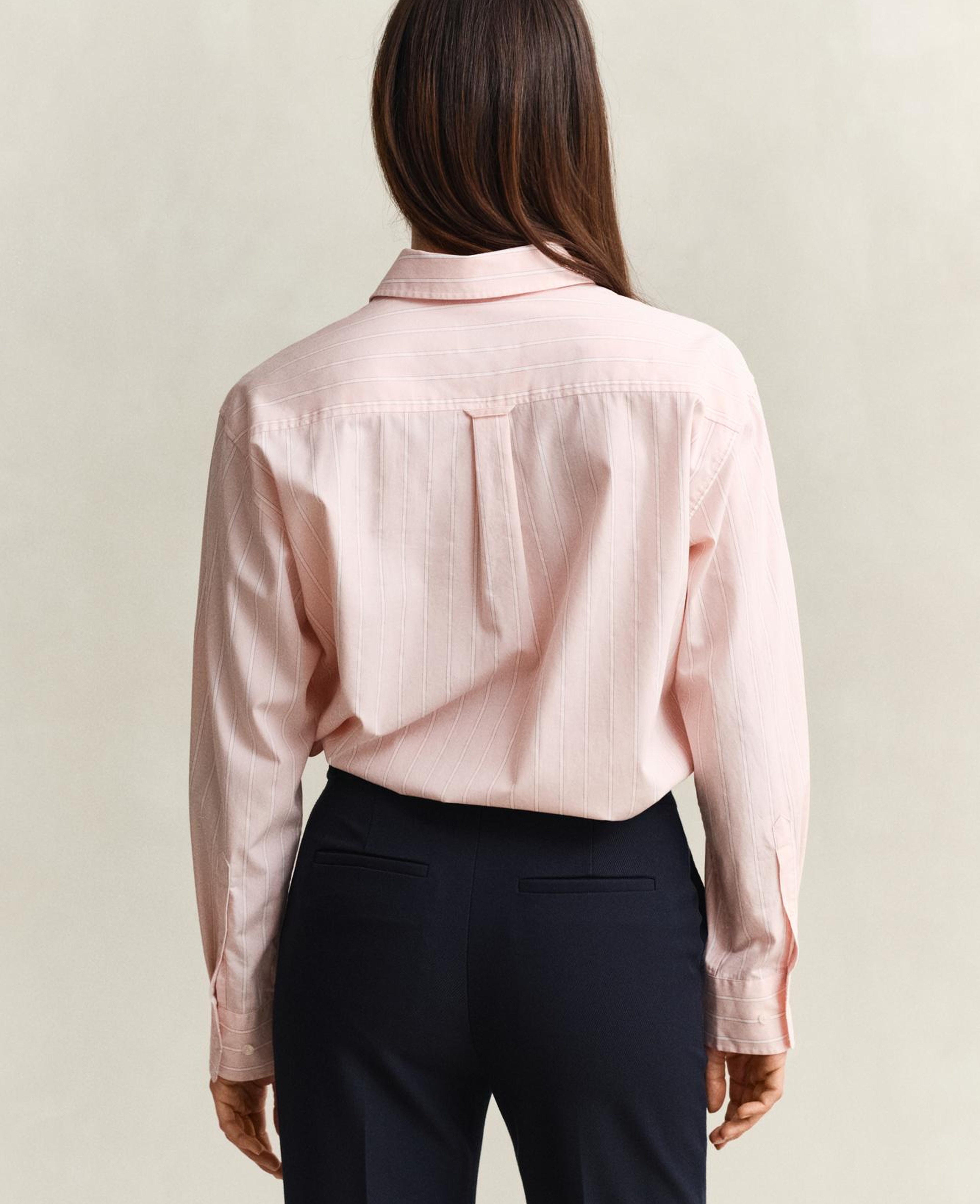 GANT Kadın Pembe Relaxed Fit Çizgili Gömlek
