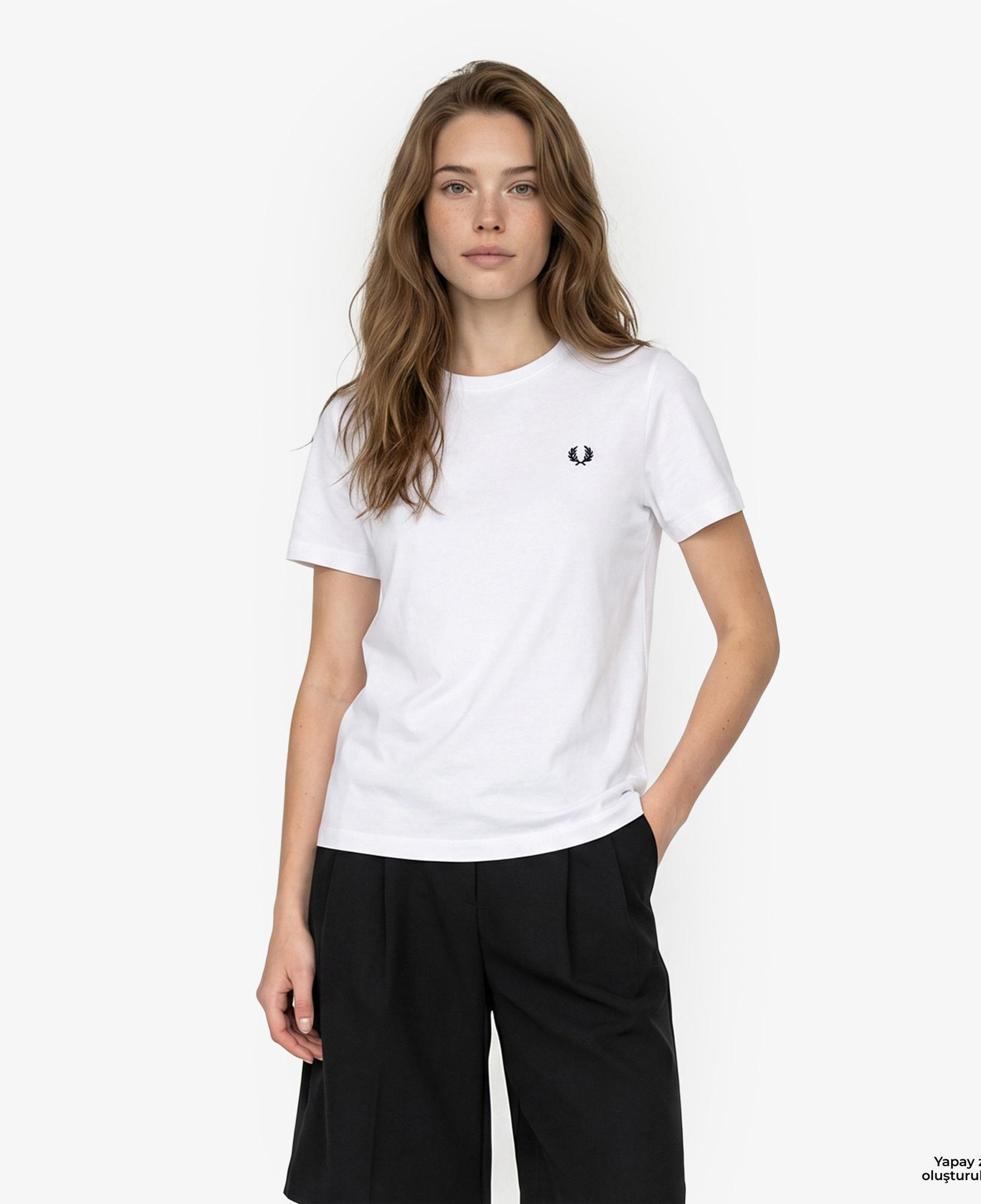 Fred Perry Kadın Beyaz T-Shirt