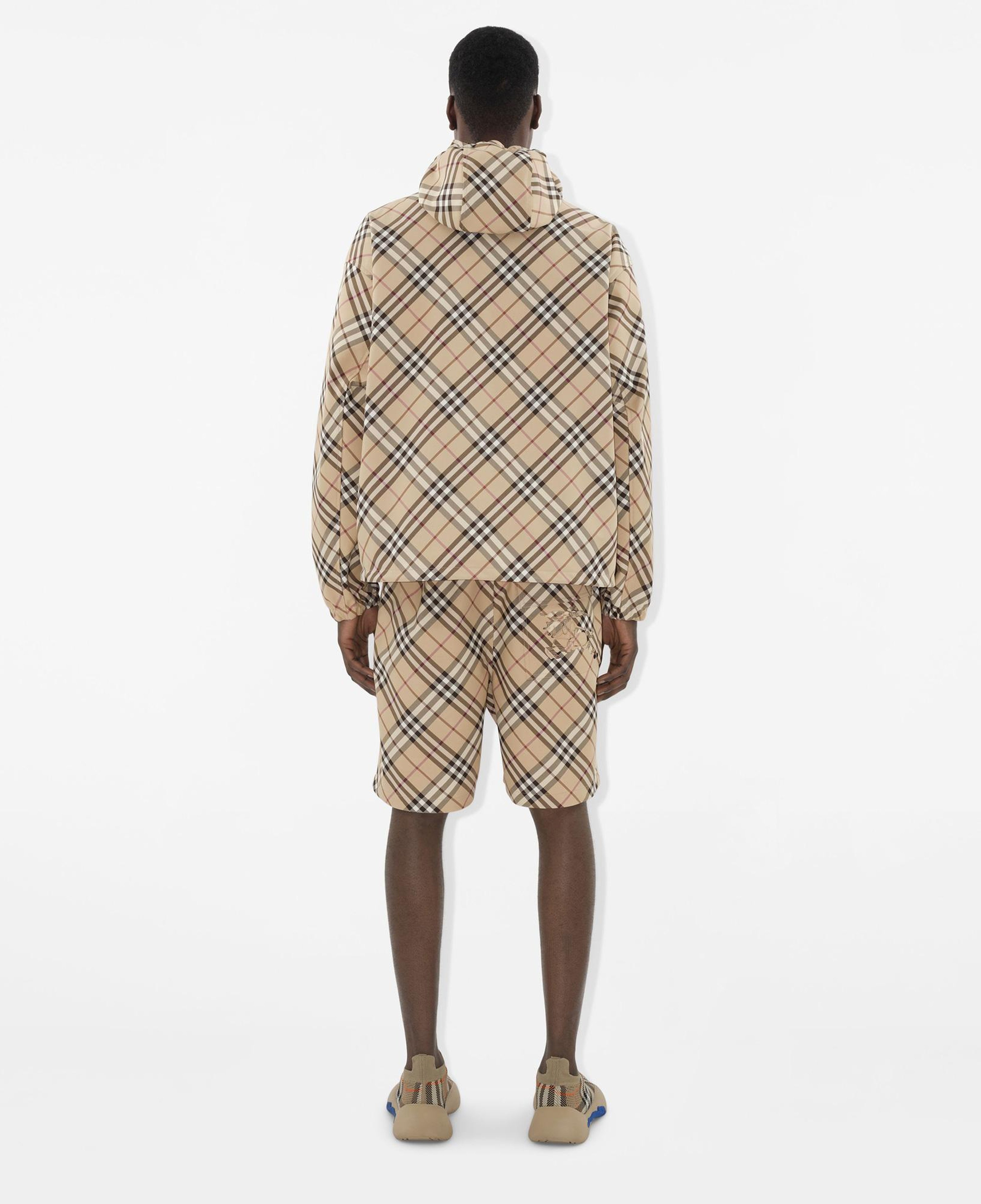 Burberry Tec Twill Erkek Krem Şort
