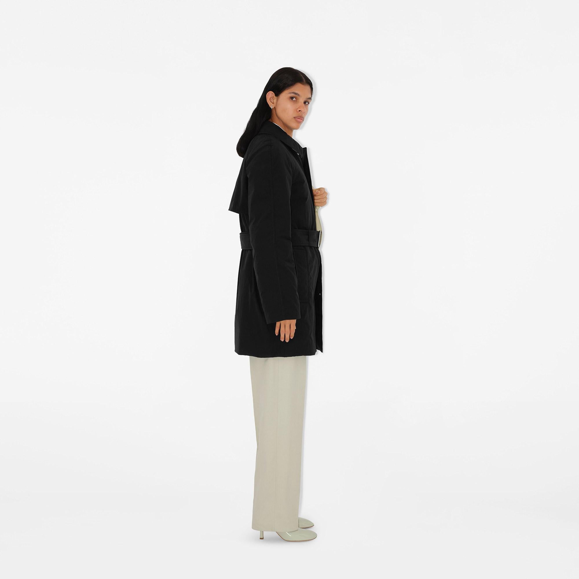 Burberry Kadın Siyah Mont