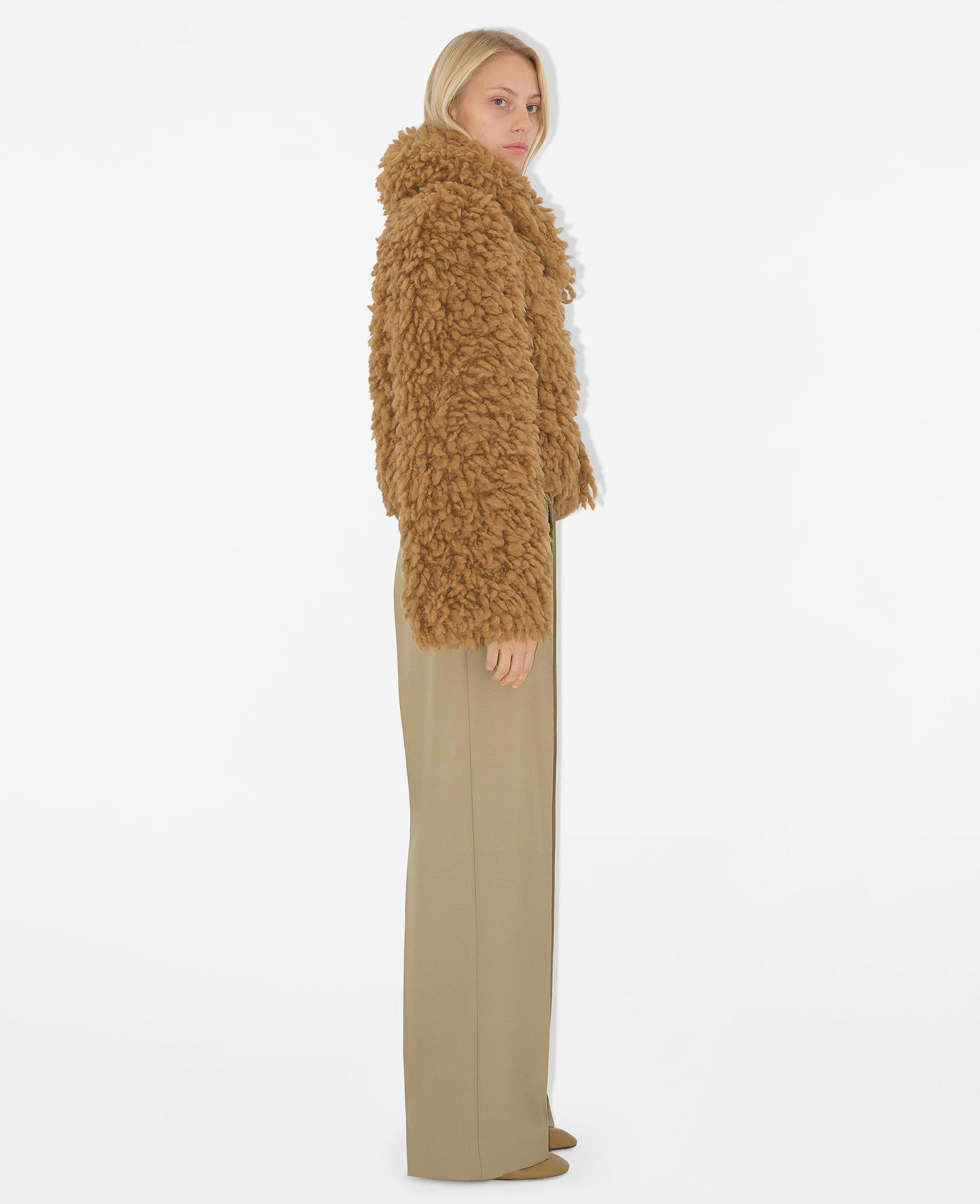 Burberry Giu Cropped Wool Blend Fringe Kadın Bej Mont