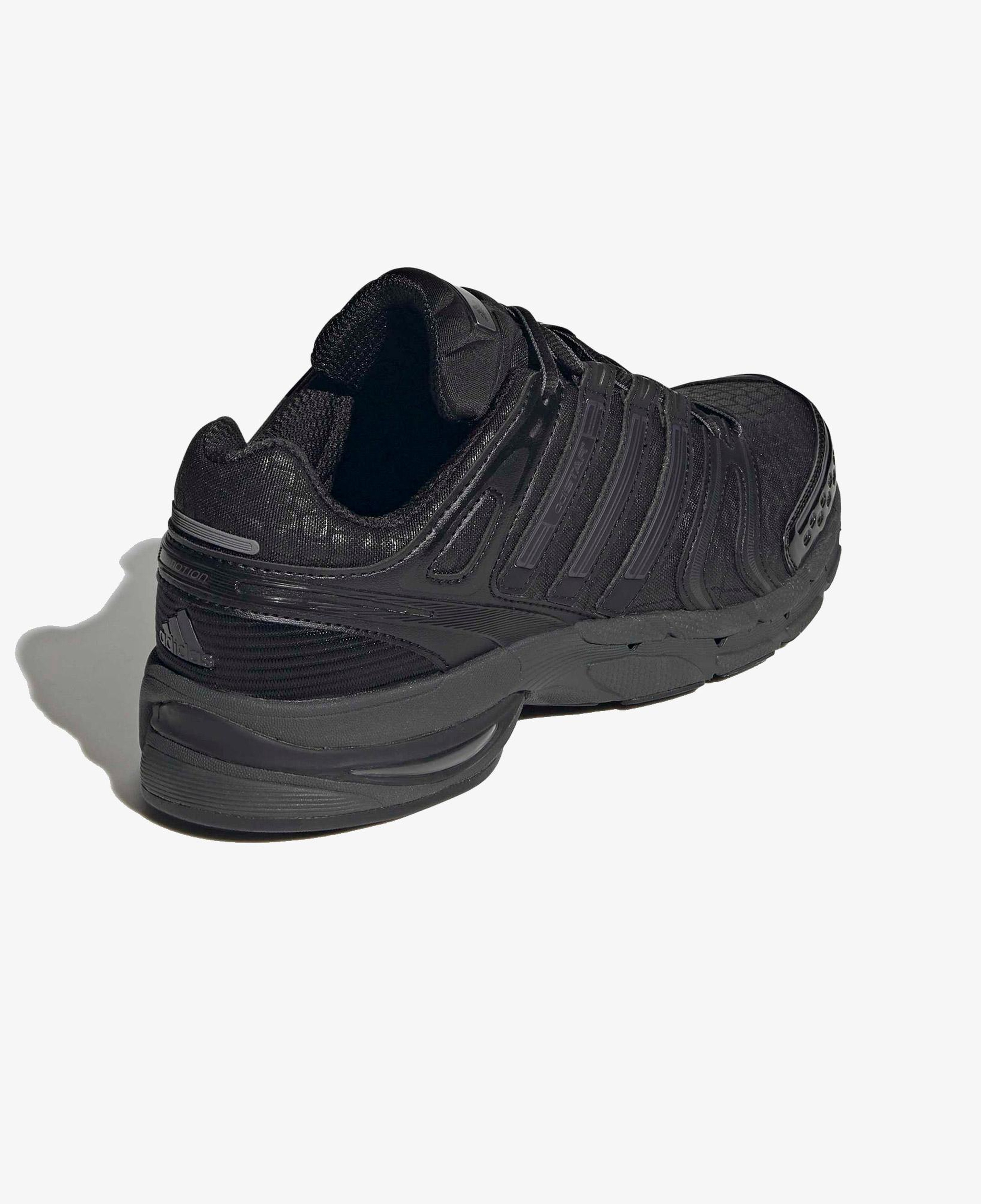 adidas Adistar Control 5 Erkek Siyah Spor Ayakkabı